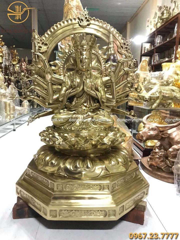 Tượng Phật Chuẩn Đề bằng đồng vàng catut cao 1m1 tôn nghiêm