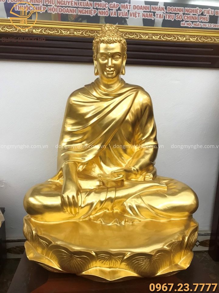 Tượng Phật Thích Ca đẹp bằng đồng thếp vàng 9999 cao 60cm