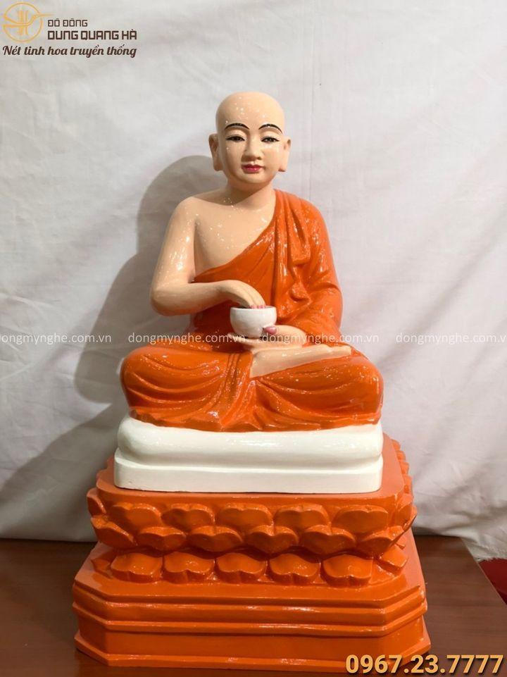 Tượng Phật khất thực cao 61cm bằng đồng đỏ tinh xảo
