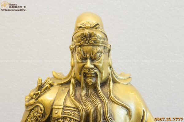 Tượng ông Quan Công đứng 39x10cm cầm vàng và đao nặng 3,6kg