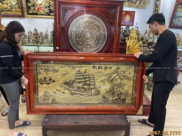 Tranh Thuận Buồm Xuôi Gió kích thước 1m7 x 90cm xước giả cổ