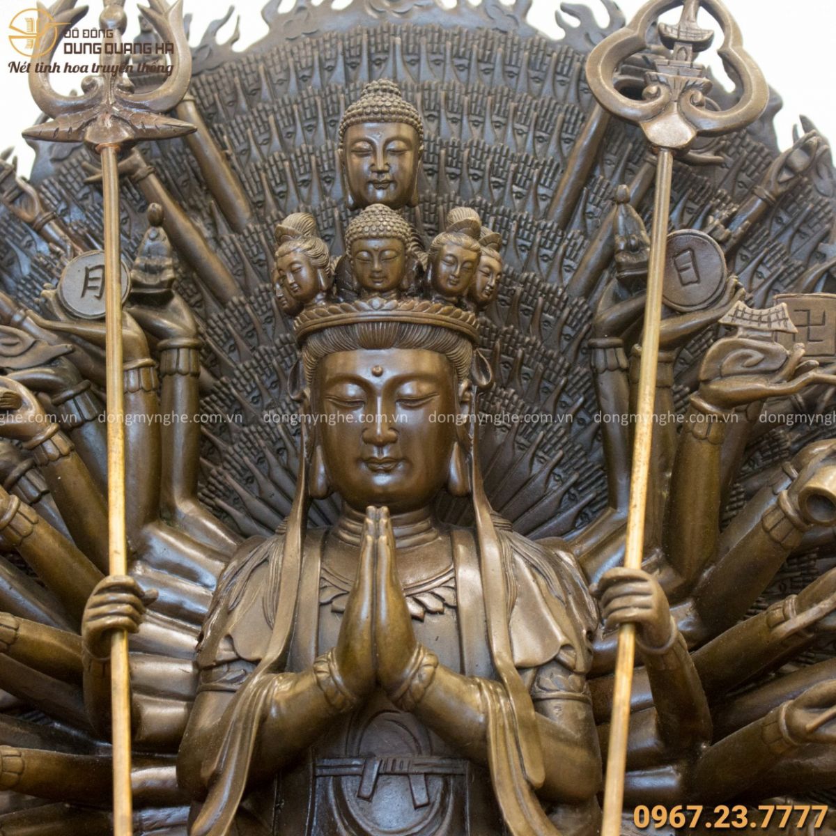 Tượng Thiên Thủ Thiên Nhãn Phật bằng đồng vàng hun 60x52cm