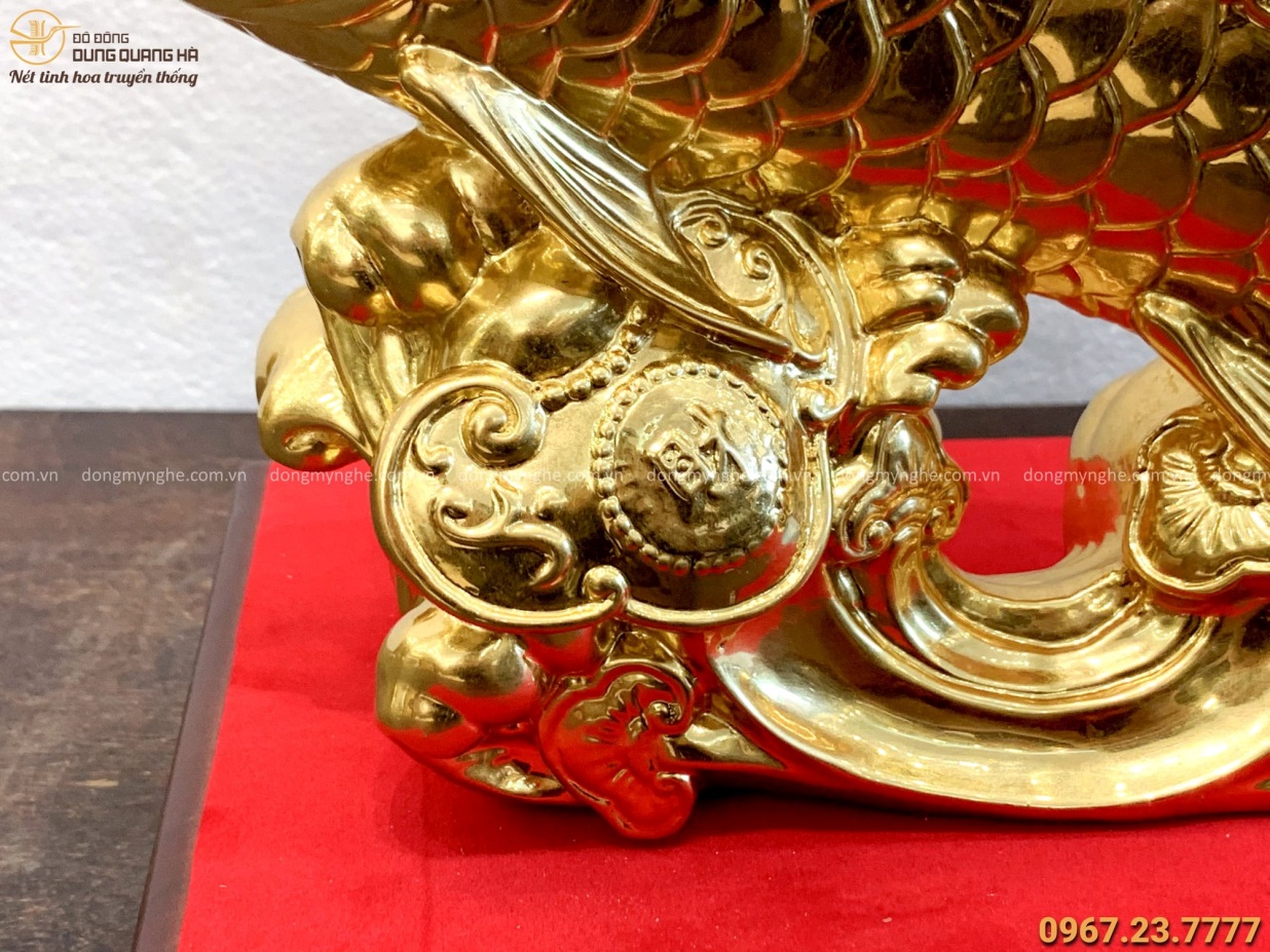 Tượng cá rồng phong thủy bằng đồng vàng thếp vàng 20x40cm