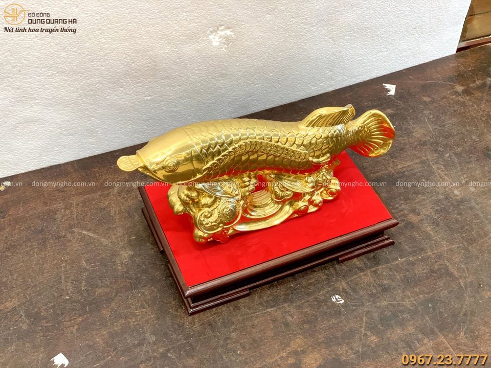 Tượng cá rồng phong thủy bằng đồng vàng thếp vàng 20x40cm