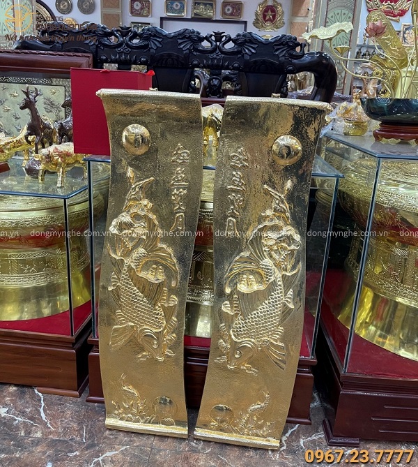 Tranh Lý Ngư Vọng Nguyệt đẹp bằng đồng đỏ mạ vàng 1m2 x 40cm