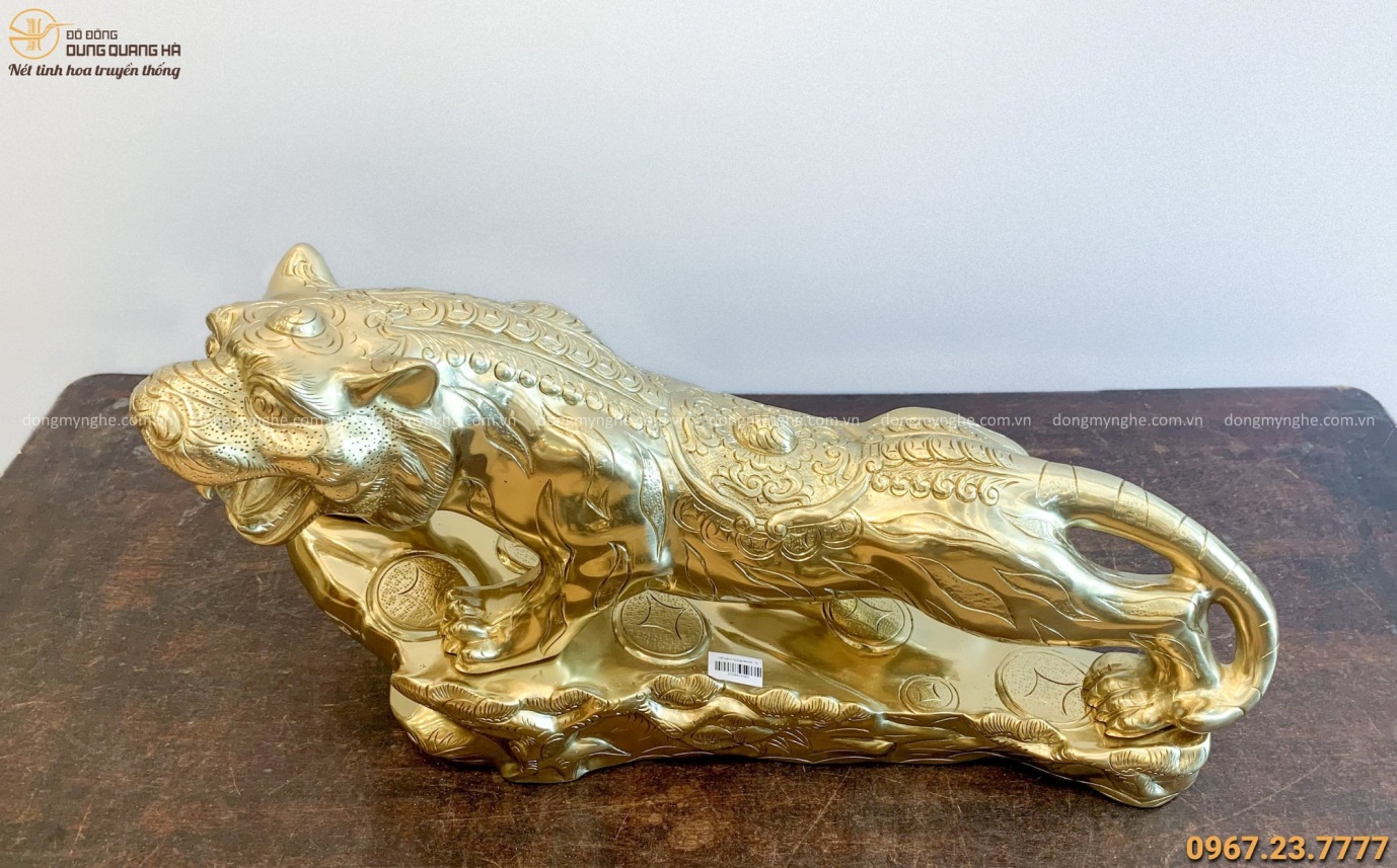 Tượng Hổ phong thủy đẹp bằng đồng catut kích thước 64x36cm