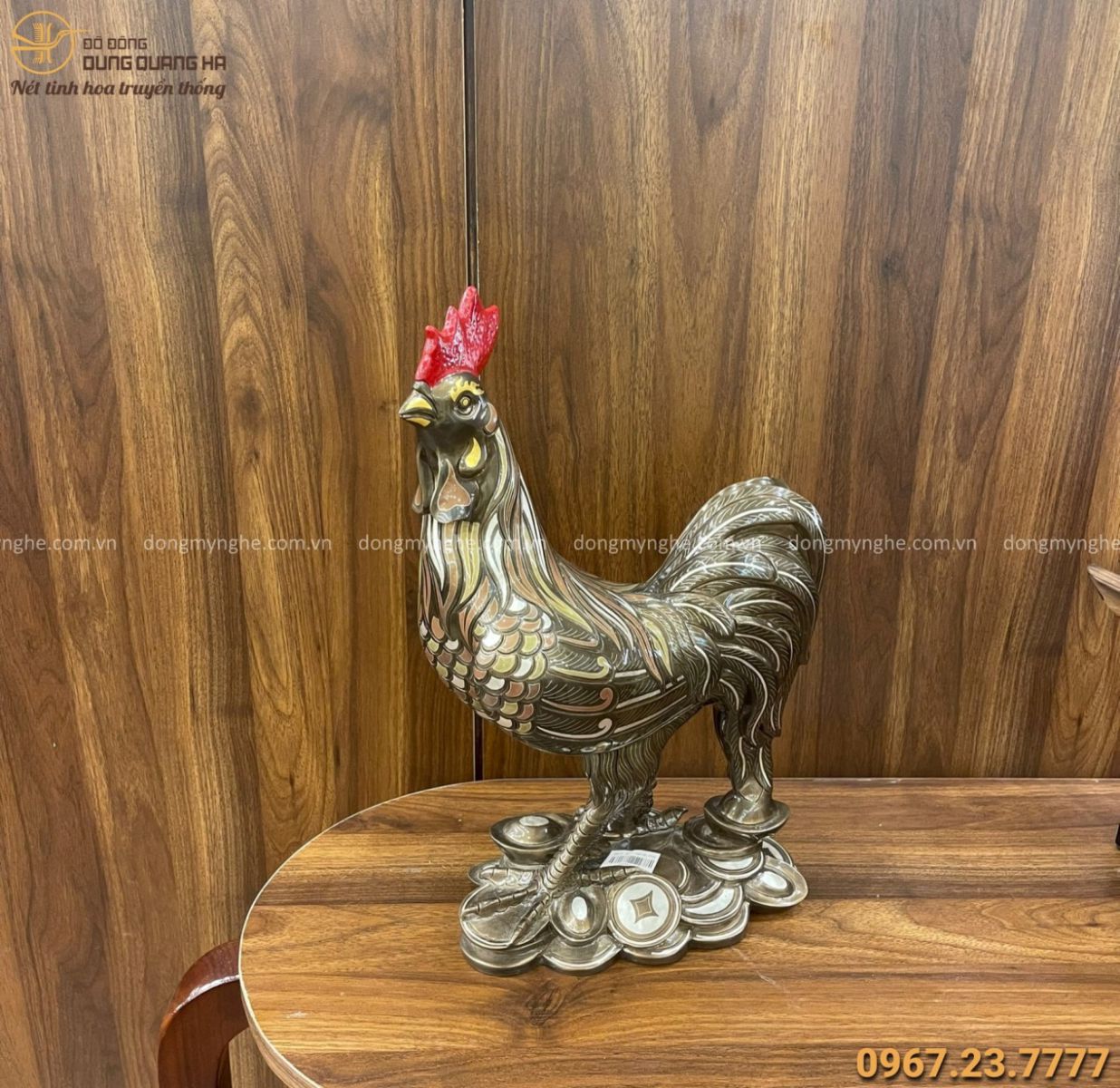 Tượng gà phong thủy cao 40 cm bằng đồng đỏ khảm ngũ sắc