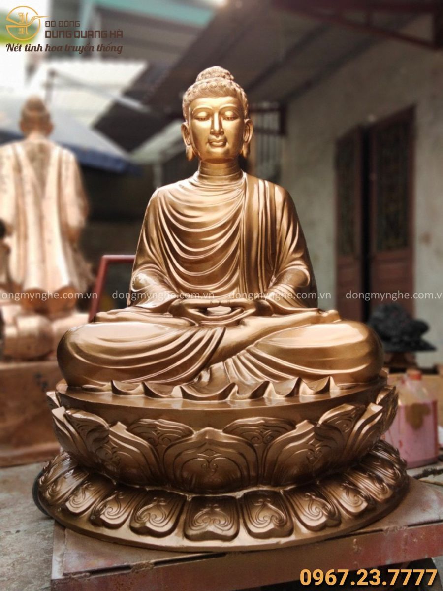 Tượng Phật Thích Ca bằng đồng đỏ cao 1m08 tôn nghiêm tinh xảo