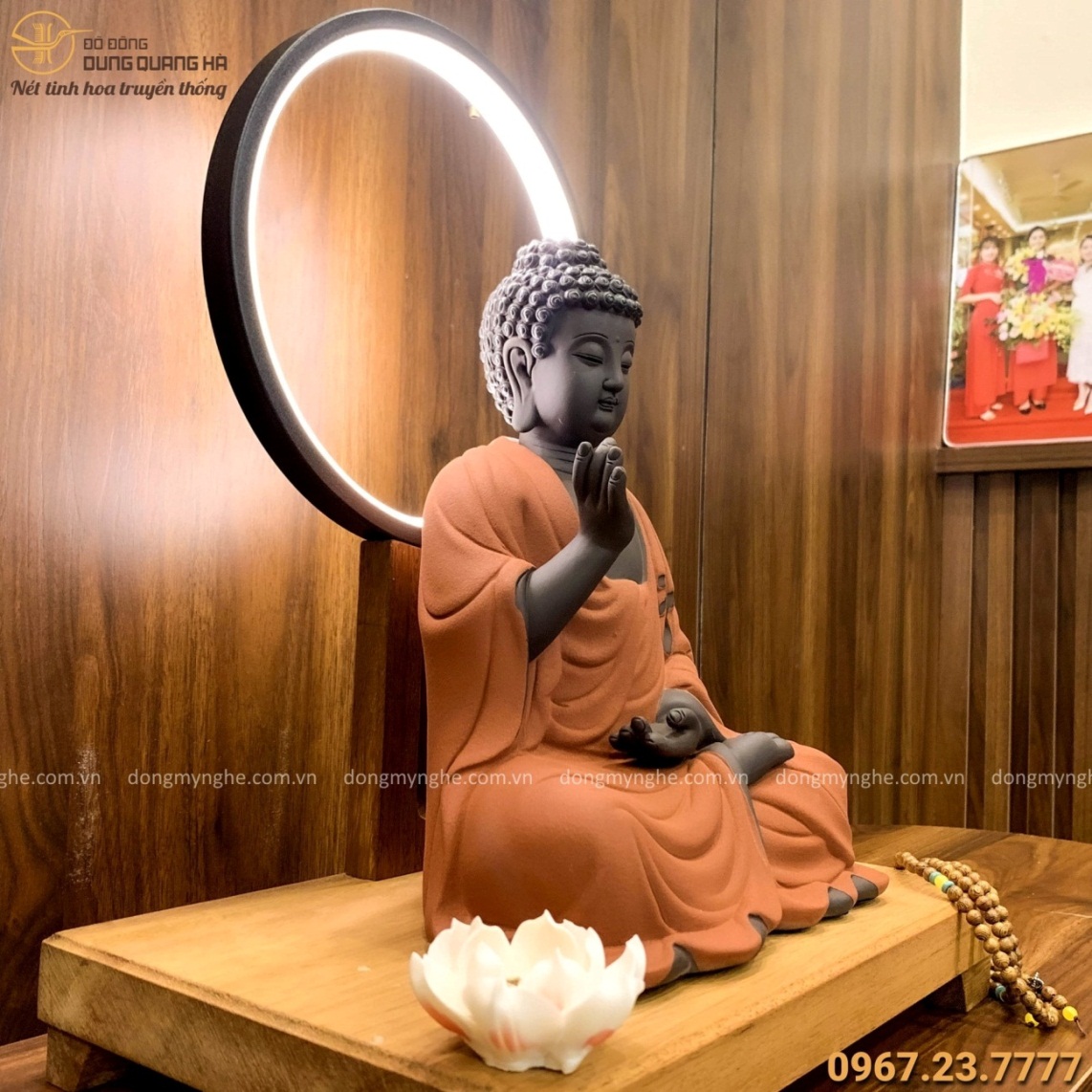 Tượng Phật ADiDa bằng gốm tử sa decor có đèn LED 45x35cm