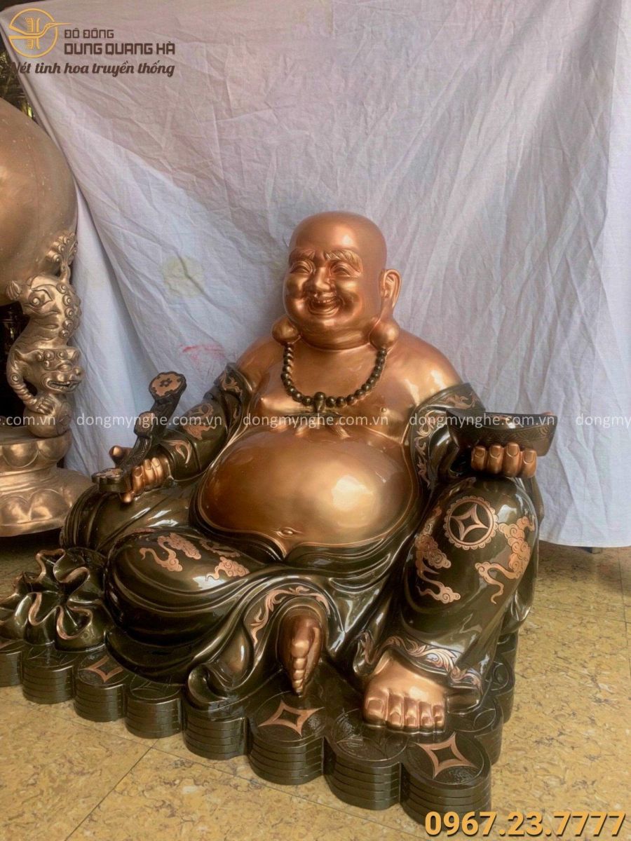 Tượng Phật Di Lặc bằng đồng đỏ cạo màu cao 70cm ngang 80cm