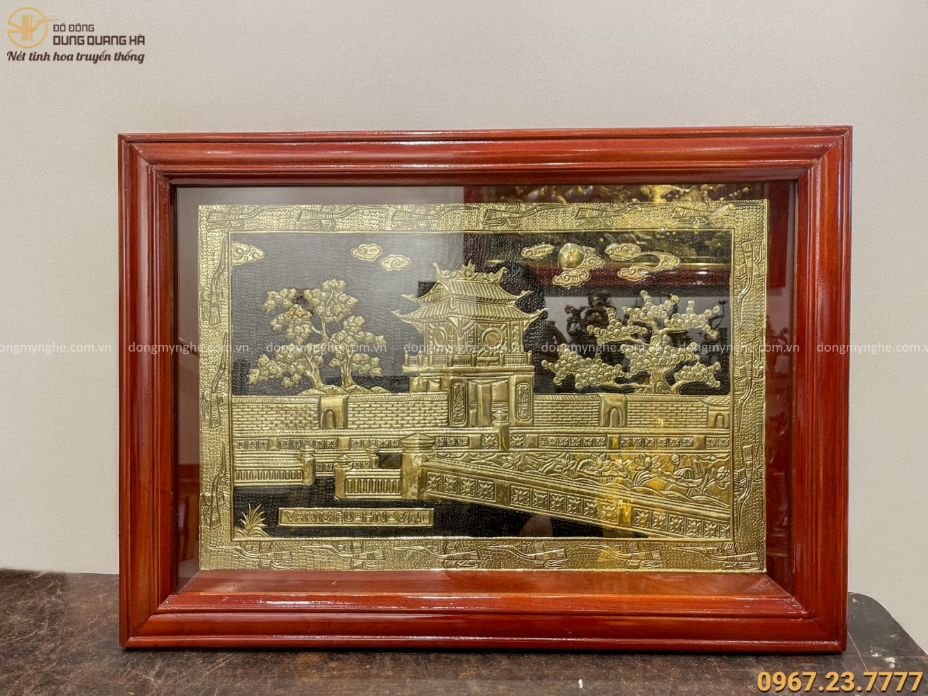 Tranh Khuê Văn Các bằng đồng vàng khung gỗ độc đáo 70x50 cm