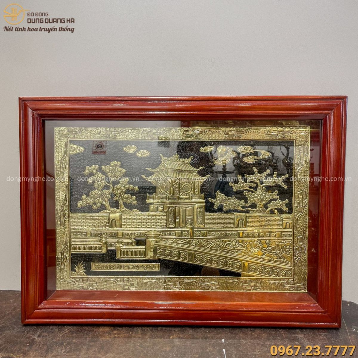 Tranh Khuê Văn Các bằng đồng vàng khung gỗ độc đáo 70x50 cm