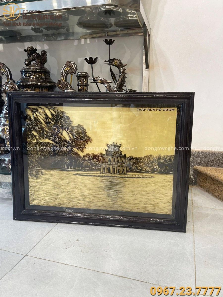 Tranh Hồ Gươm bằng đồng vàng xước giả cổ độc đáo 60x80 cm