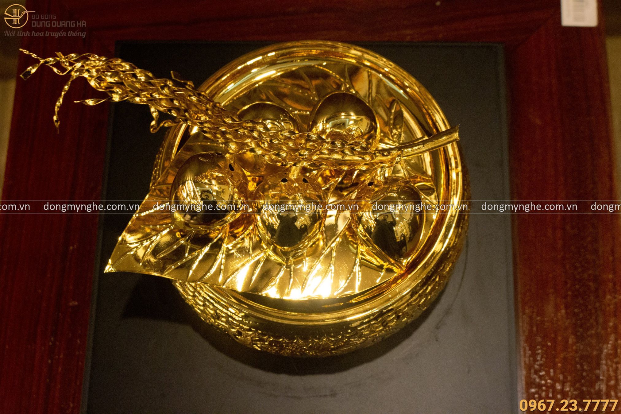 Cơi trầu bằng đồng được mạ vàng tĩnh điện cao 16cm
