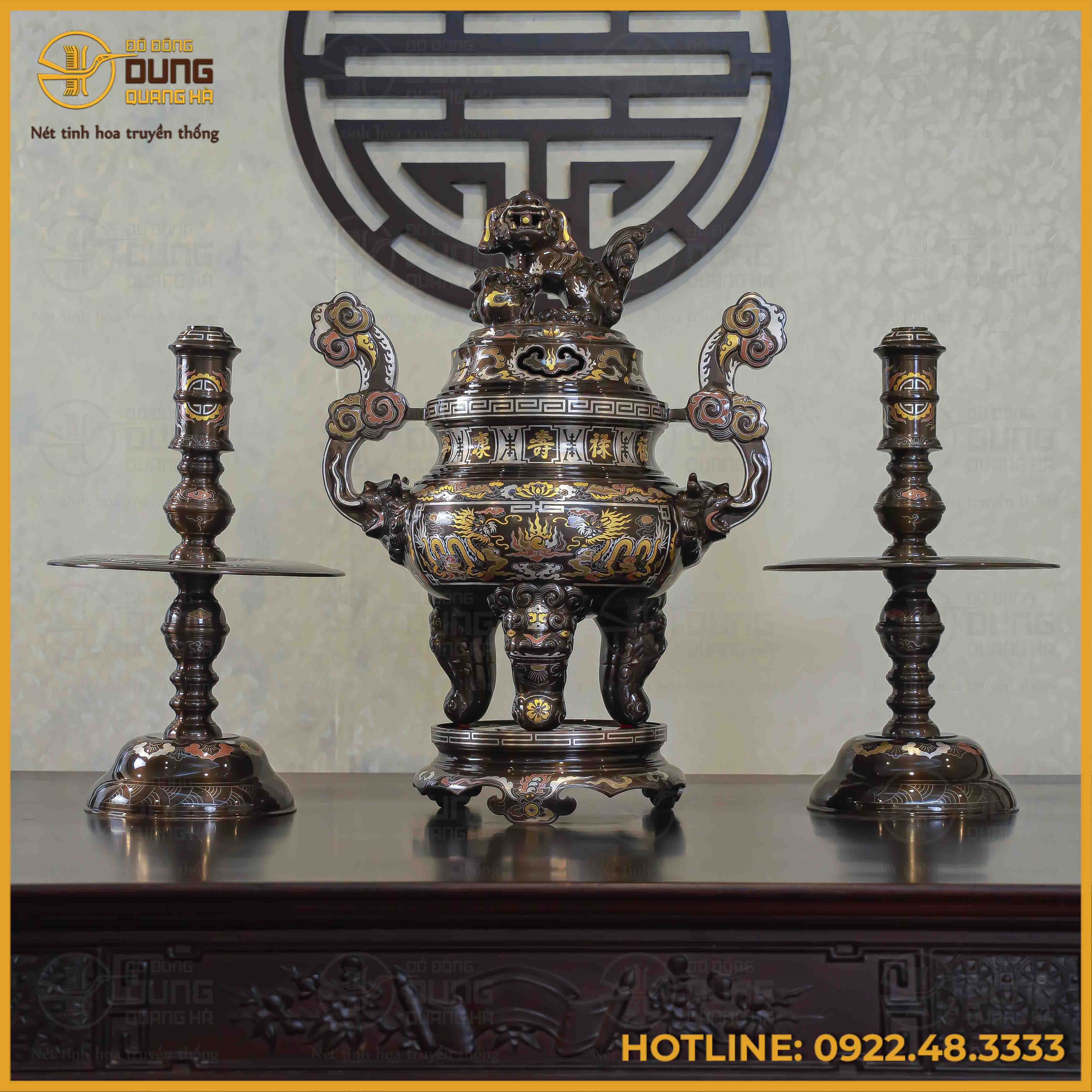 Bộ tam sự nến song long chầu nguyệt đồng đỏ khảm ngũ sắc cao 65cm