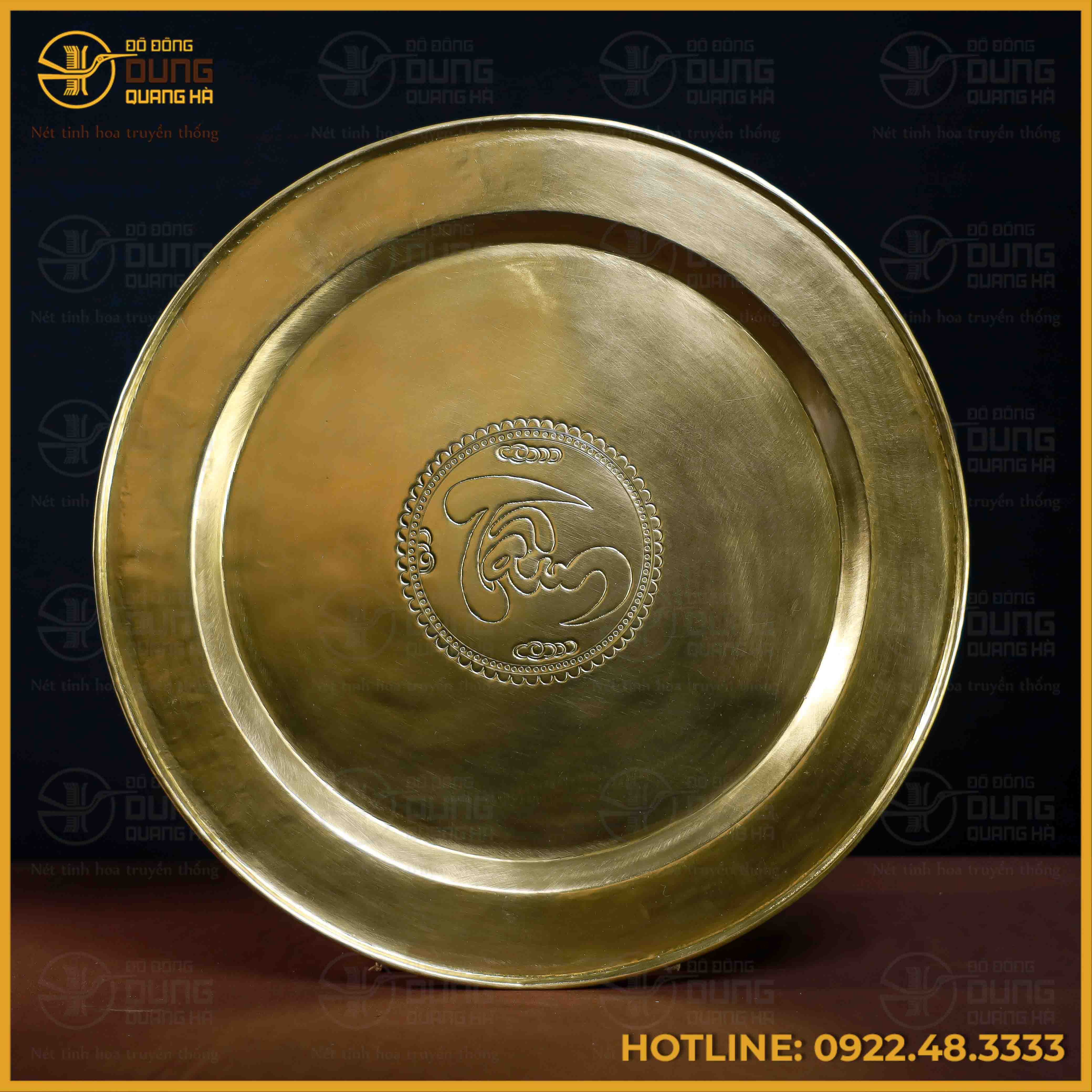 Mâm đồng vàng chữ Tâm đường kính 60cm nặng 3,1kg