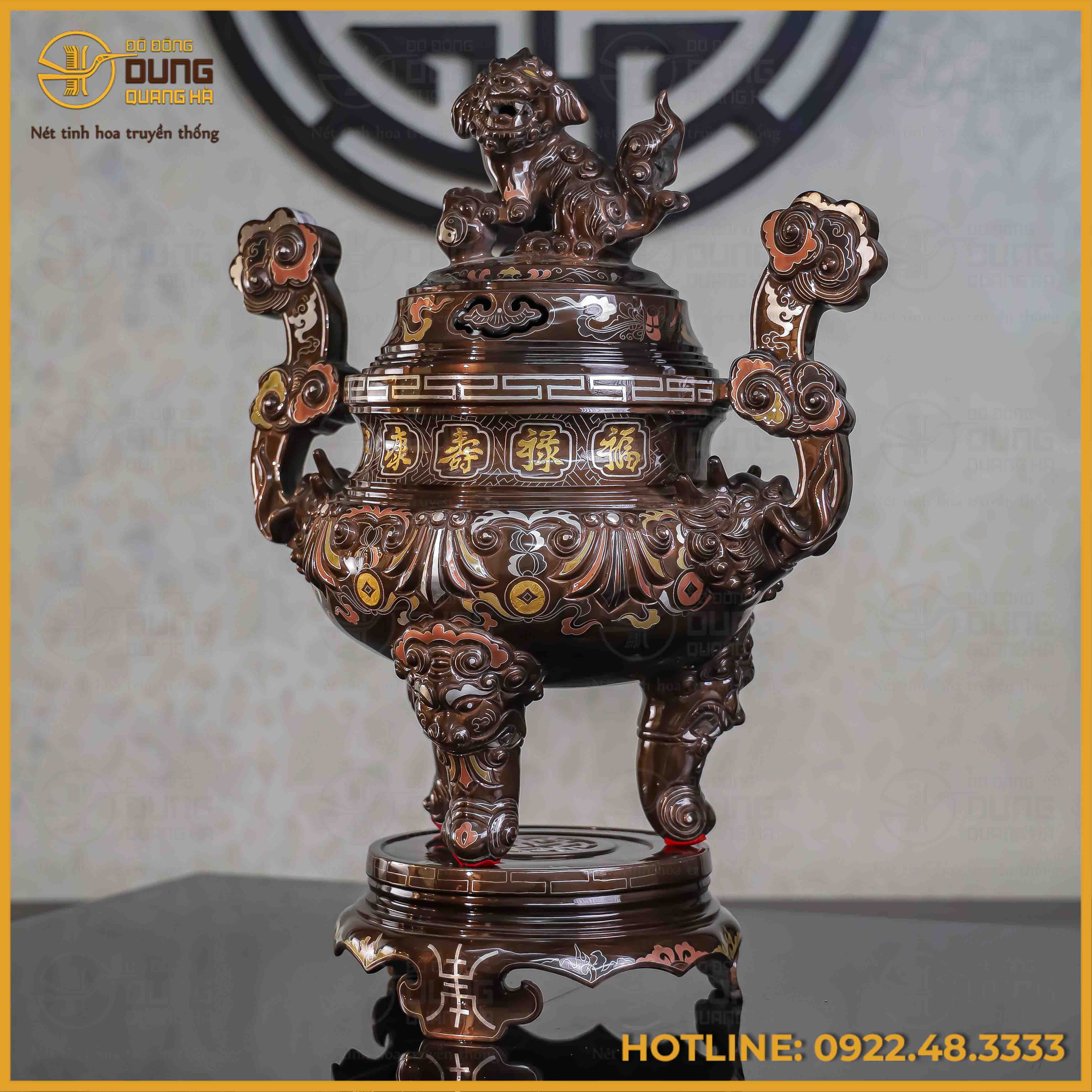 Đỉnh đồng đỏ khảm ngũ sắc chạm sòi cao 50cm