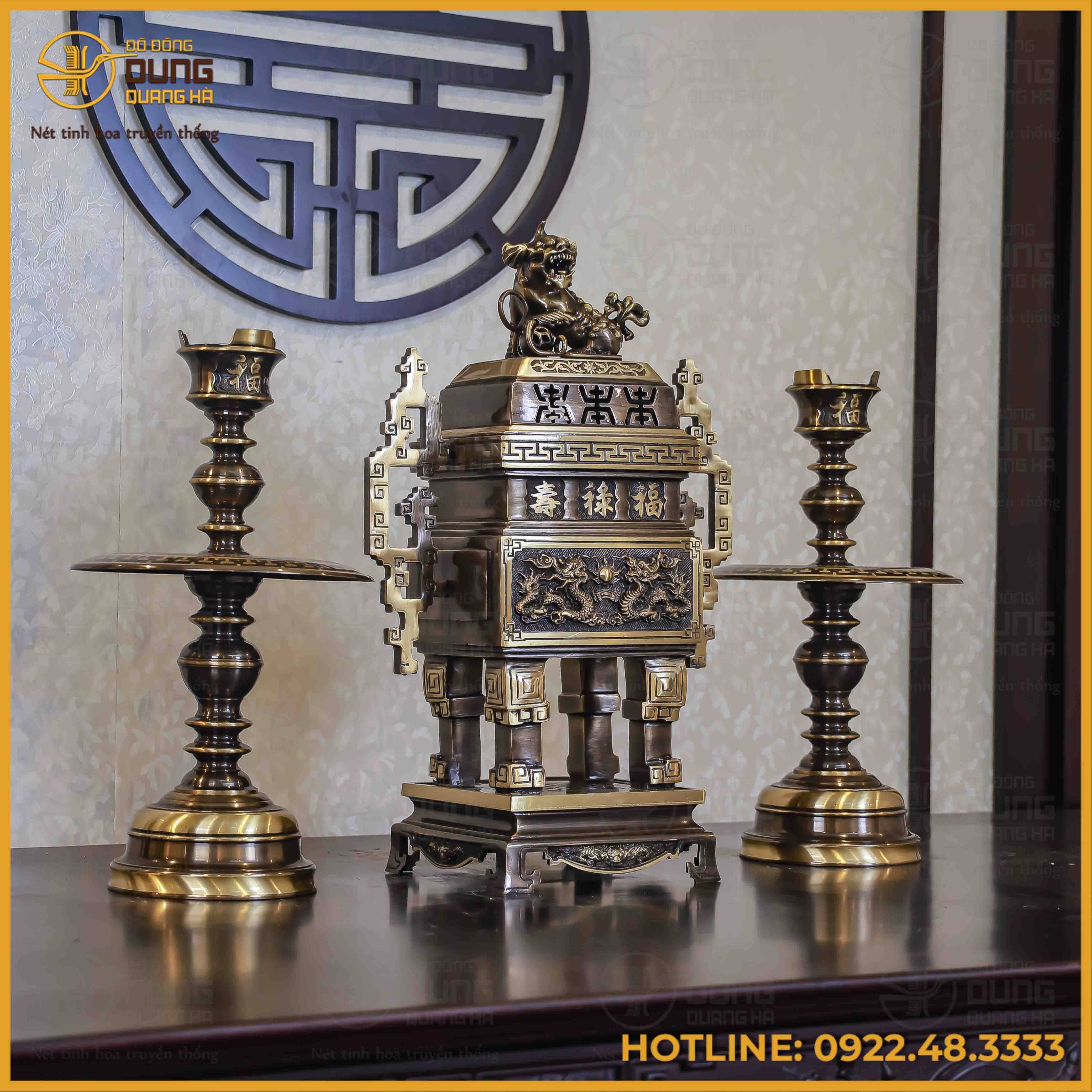 Bộ tam sự nến đỉnh vuông đồng vàng hai công nghệ cao 65cm