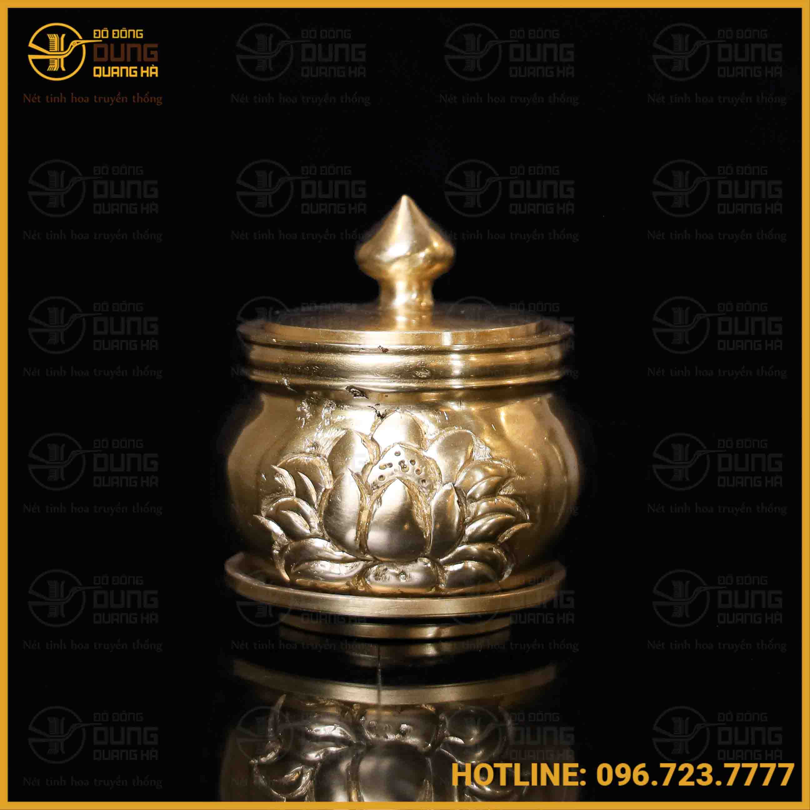 Chóe thờ chạm hoa sen bằng đồng catut cao 7cm
