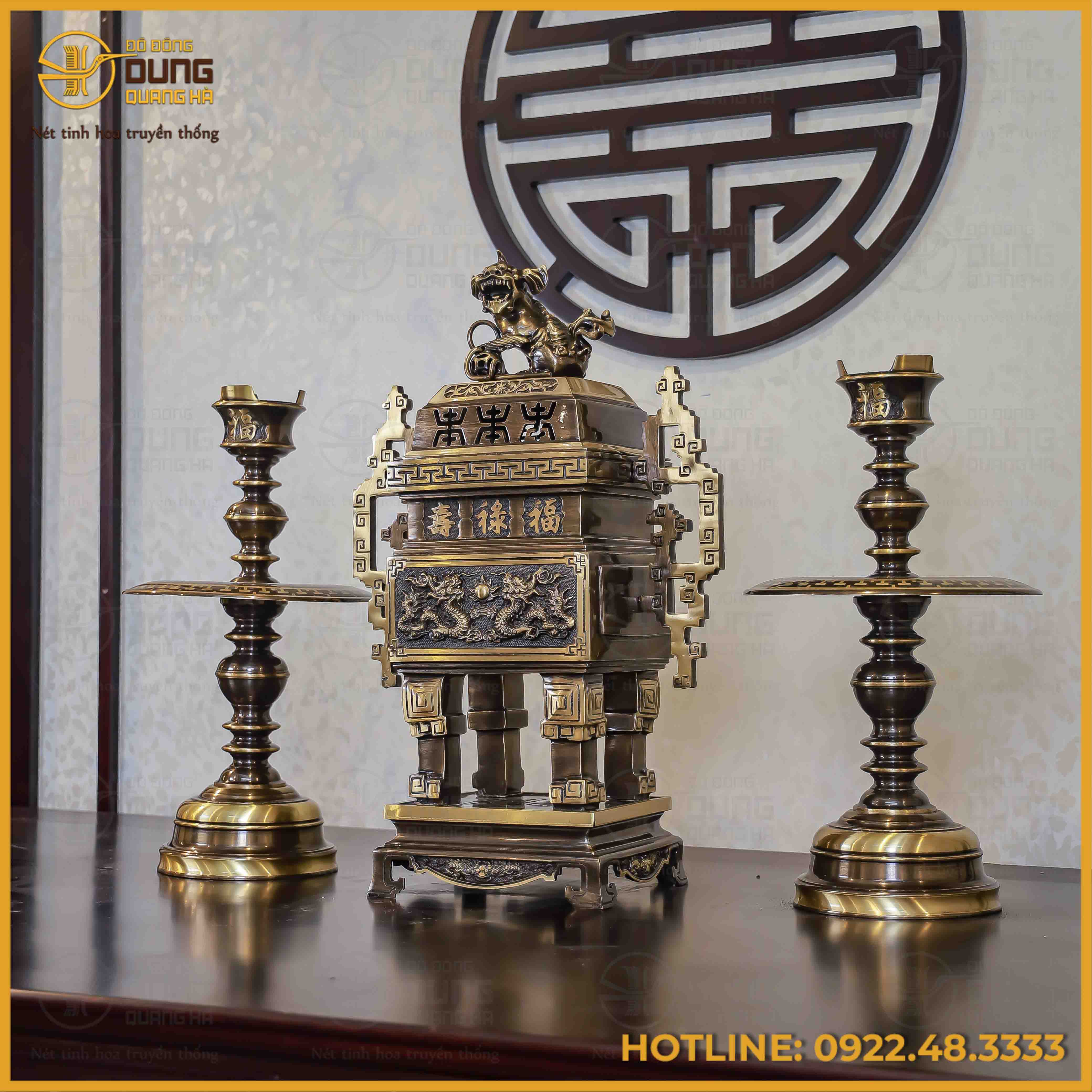 Bộ tam sự nến đỉnh vuông đồng vàng hai công nghệ cao 65cm
