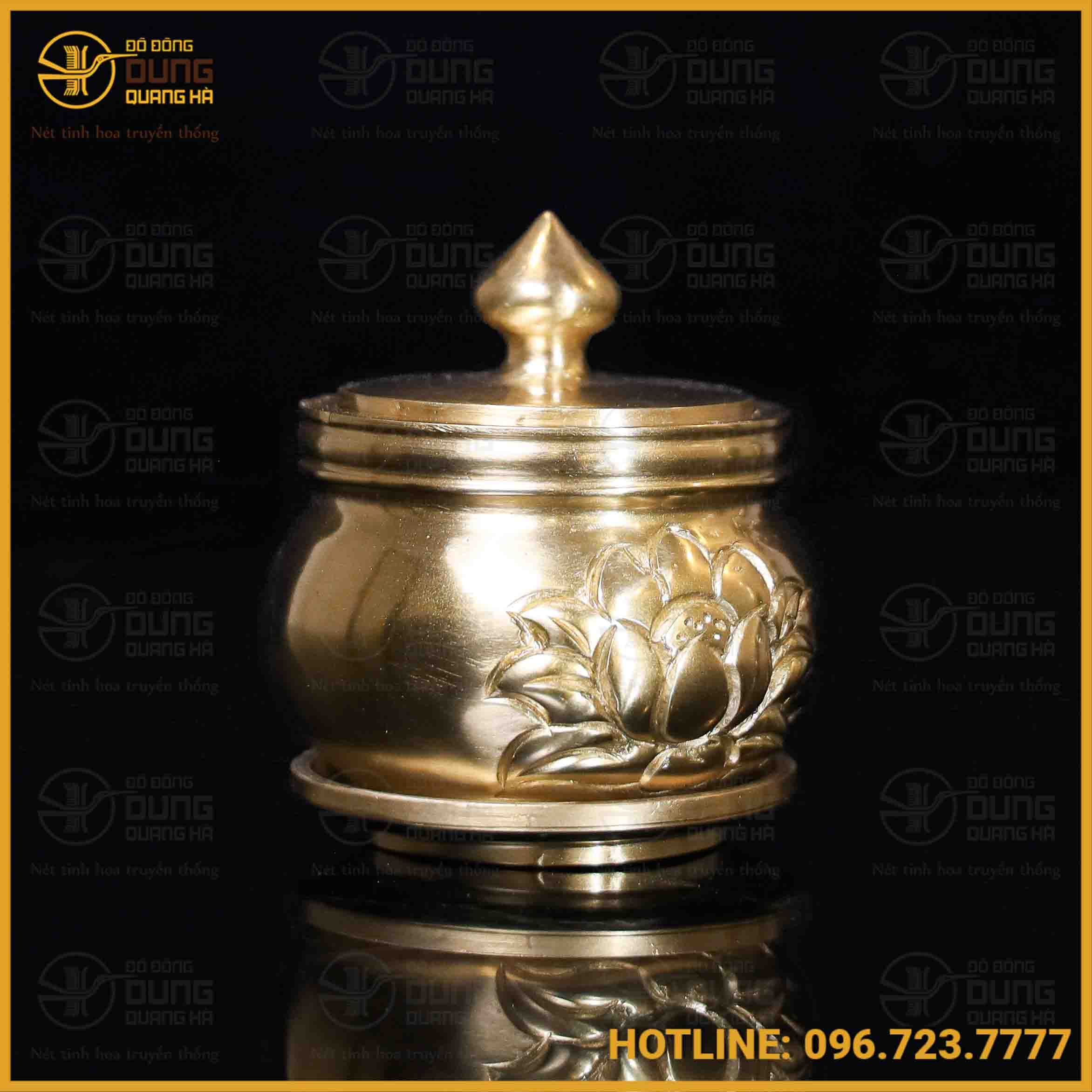 Chóe thờ chạm hoa sen bằng đồng catut cao 7cm