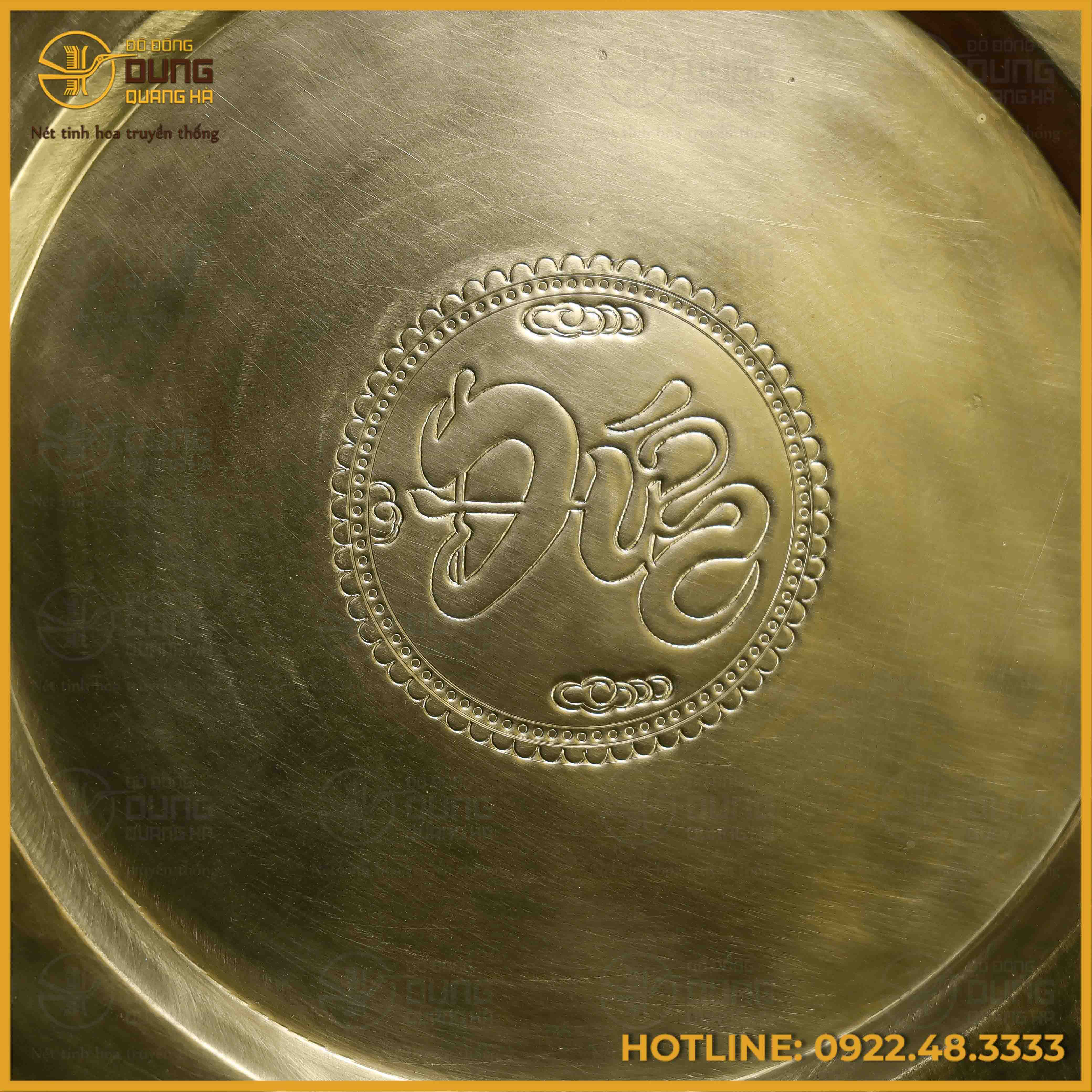 Mâm đồng vàng chữ Đức đường kính 60cm nặng 3,1kg