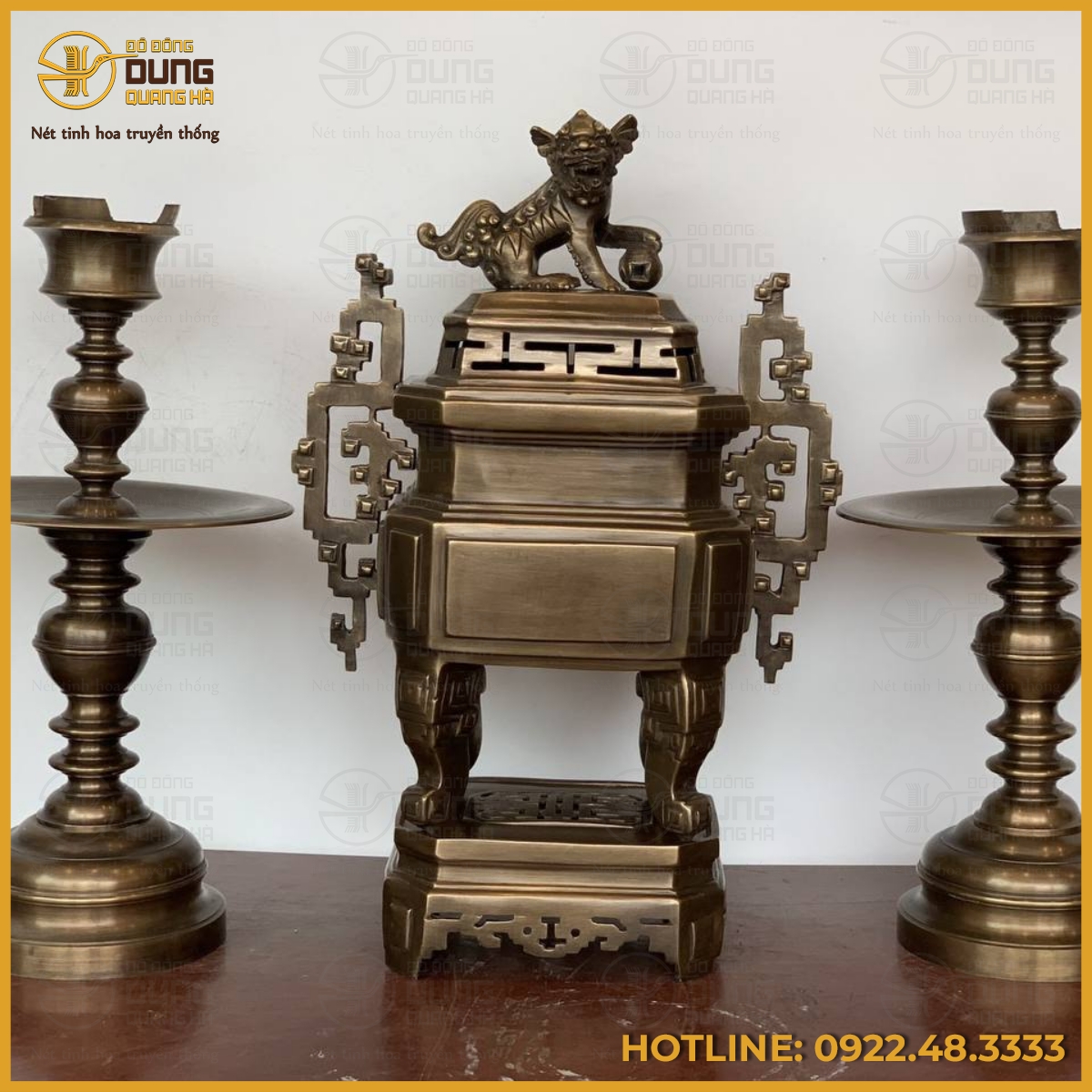 Bộ tam sự nến vuông thiết kế độc đáo