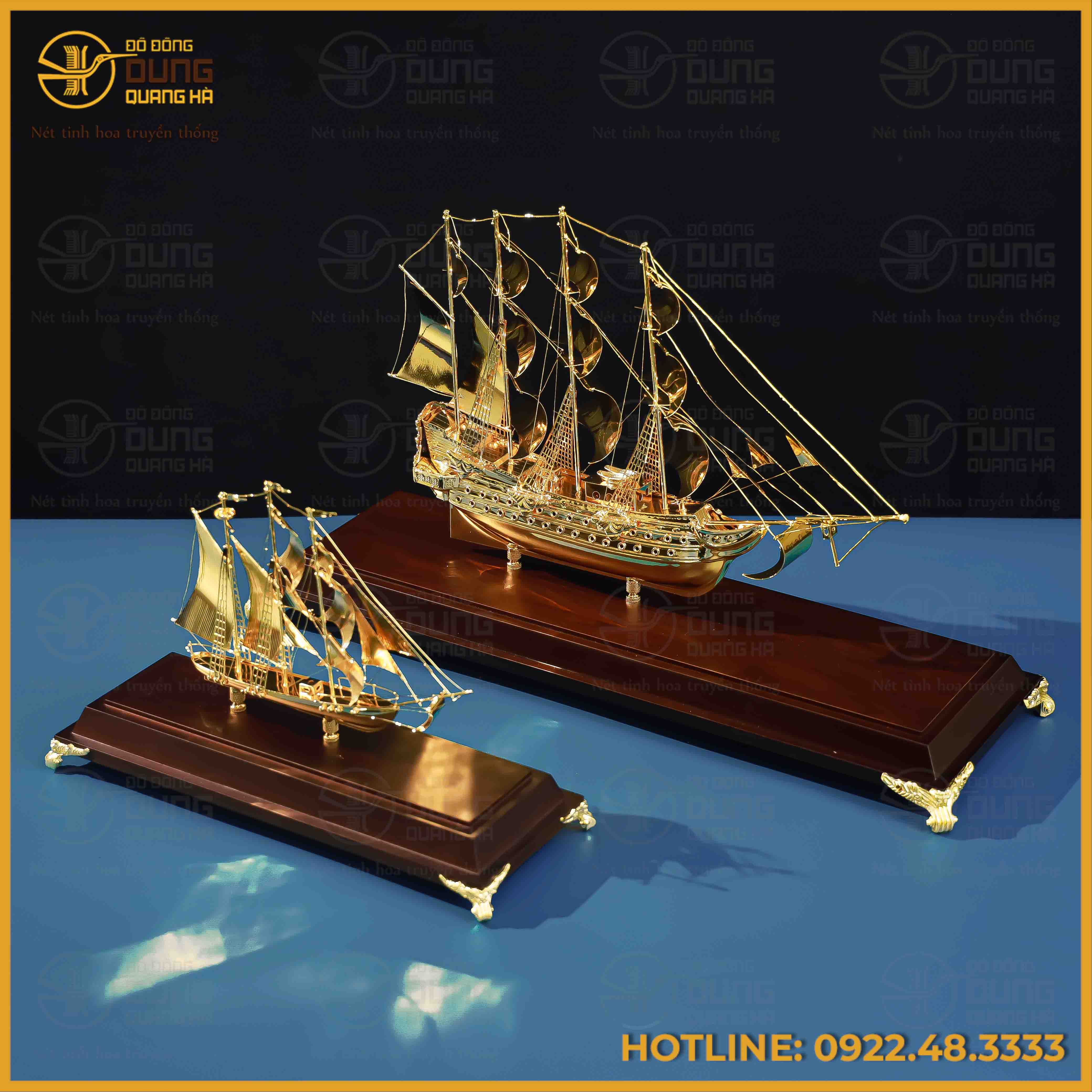Quà tặng thuyền buồm mạ vàng kích thước 30-50cm