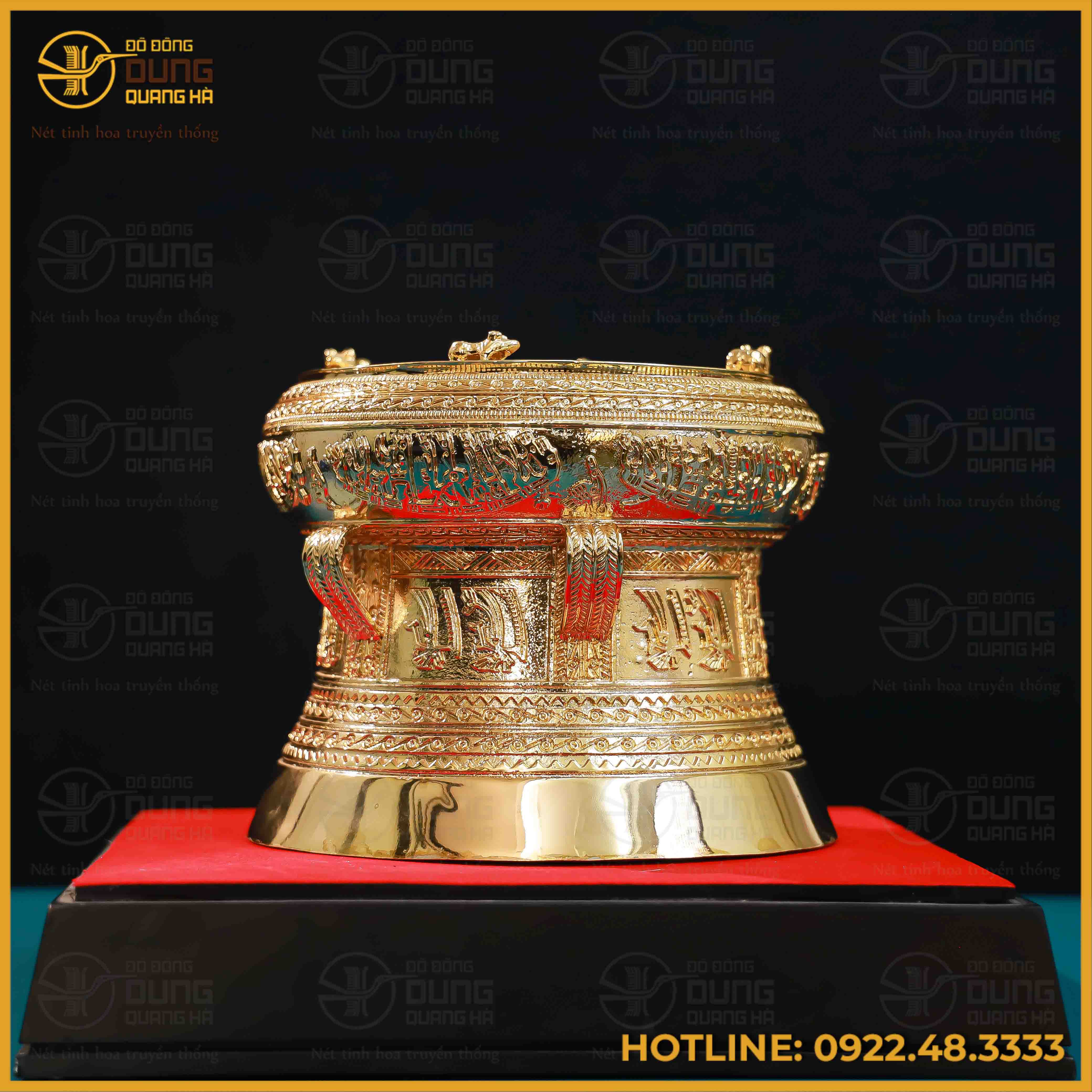 Quà tặng trống đồng mạ vàng đường kính 20cm