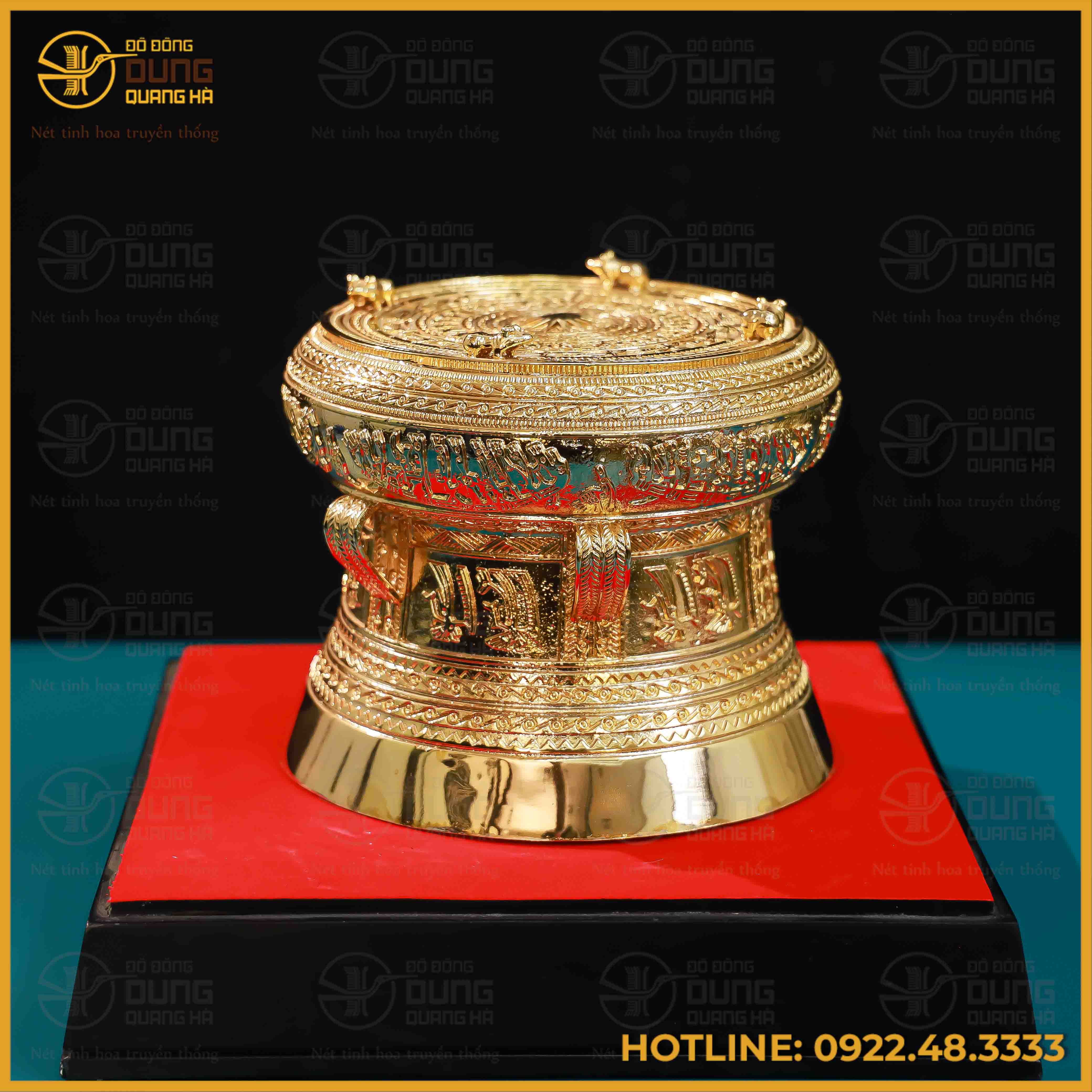 Quà tặng trống đồng mạ vàng đường kính 20cm