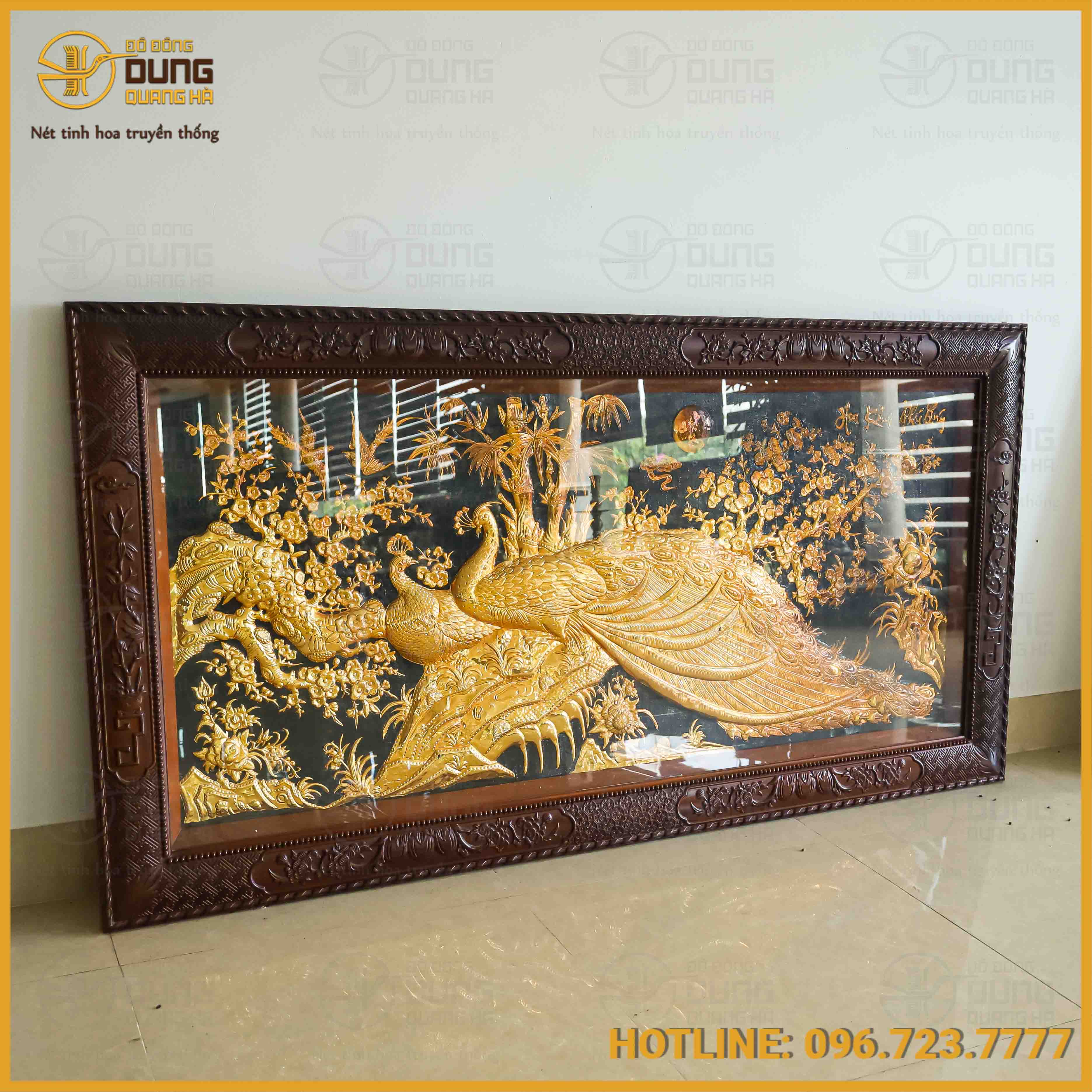 Tranh vinh hoa phú quý bằng đồng dát vàng nền đen