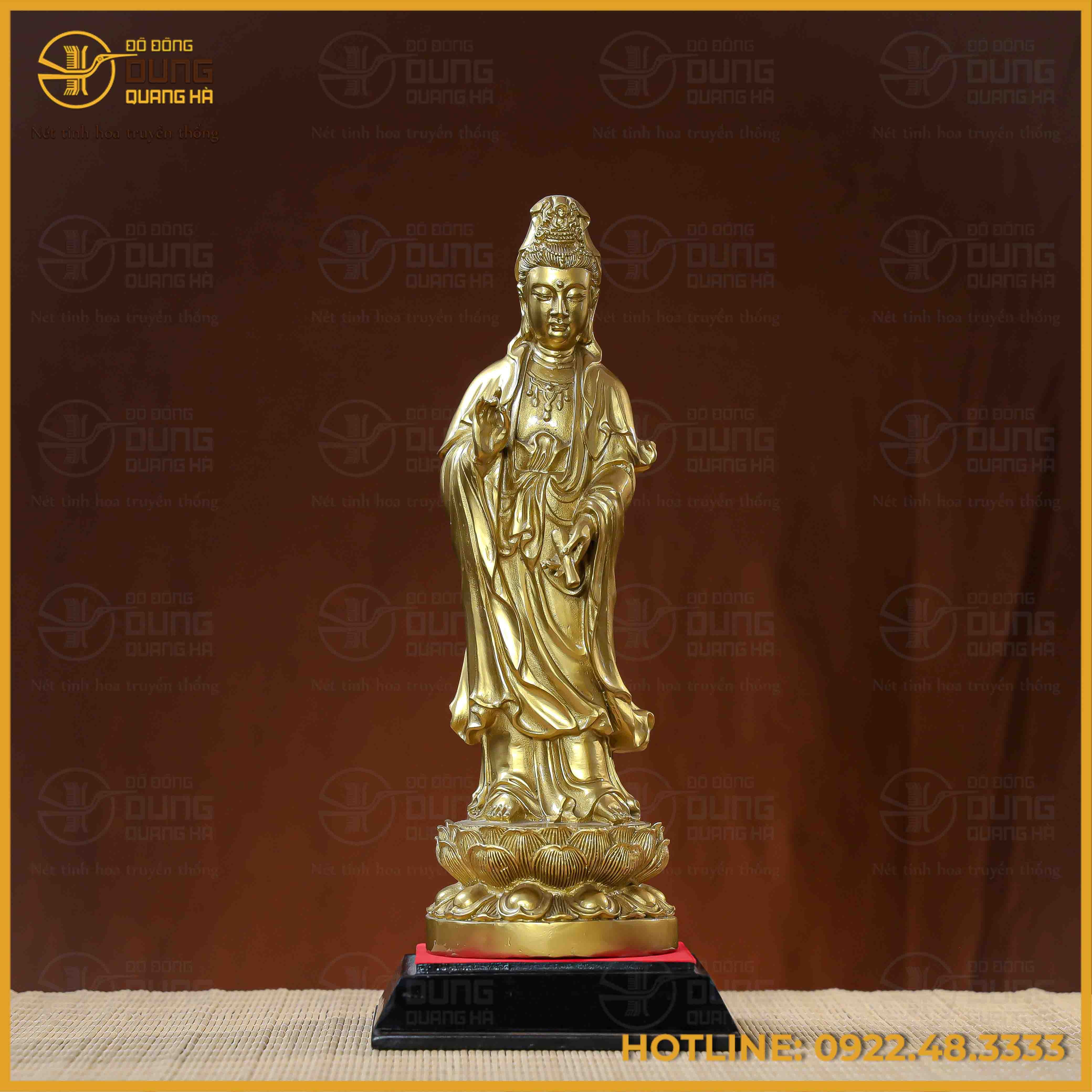 Tượng Phật Quán Thế Âm đồng vàng làm màu cao 36cm ngang 12cm nặng 6kg