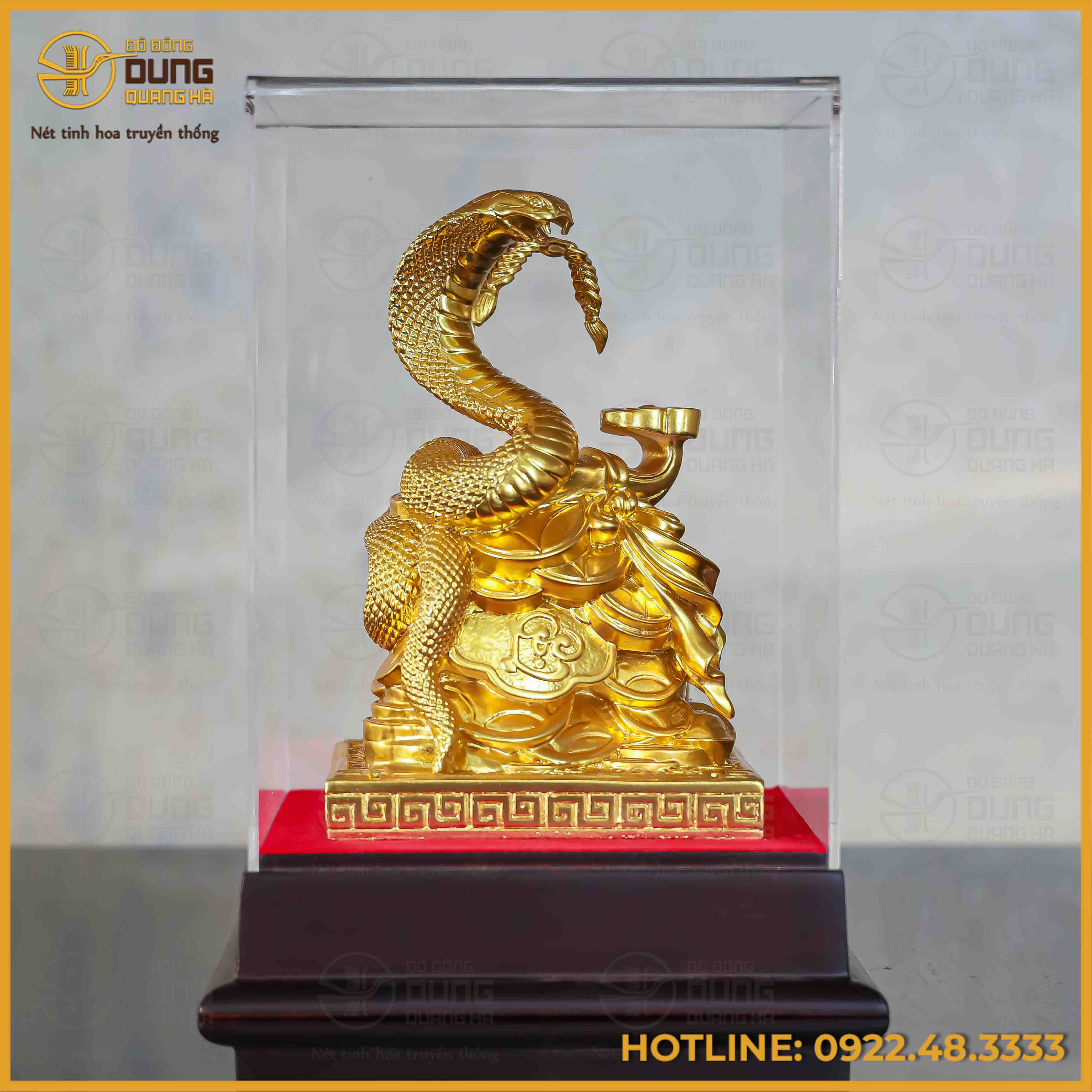 Hộp quà tặng rắn ngậm tiền đồng vàng dát vàng cao 29cm