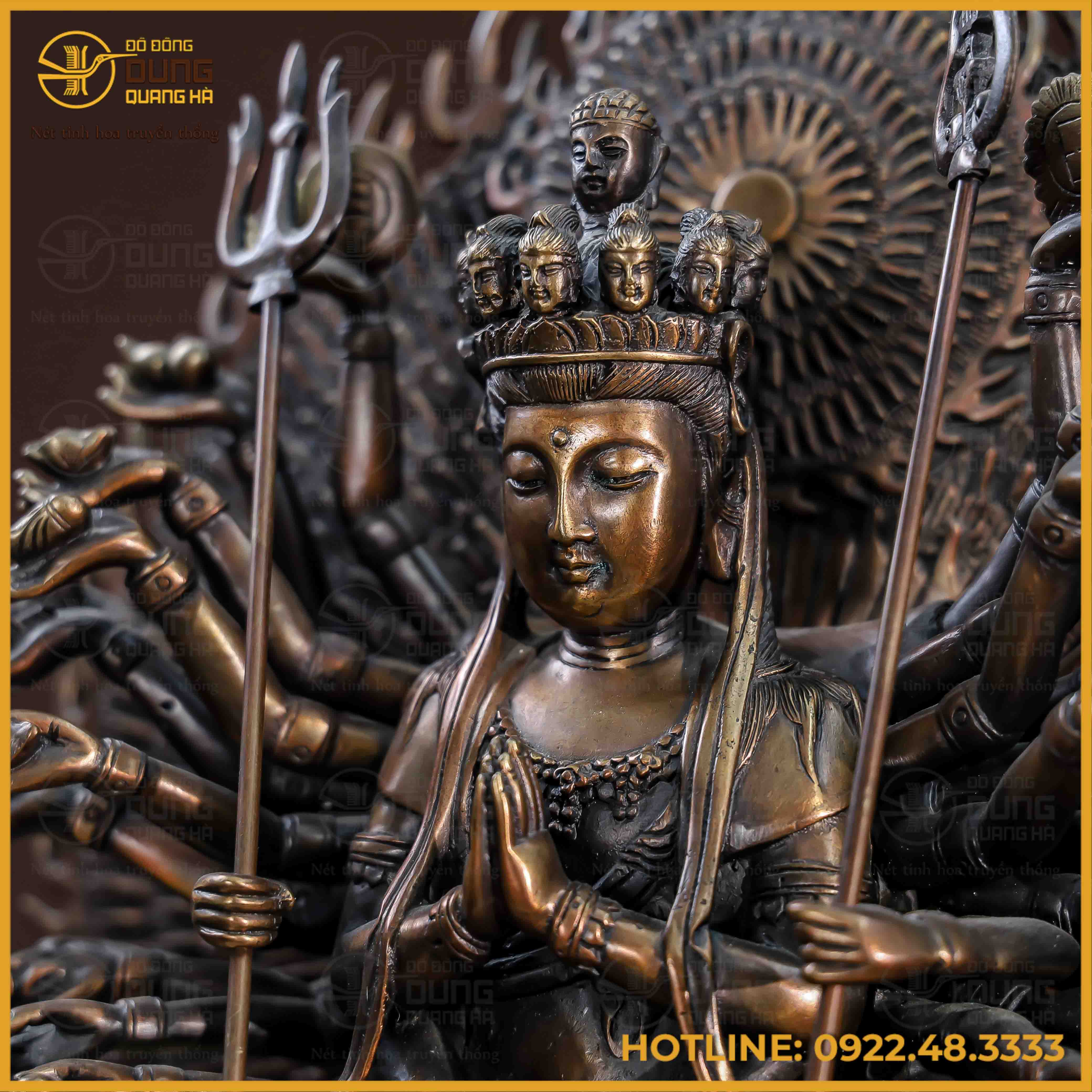 Tượng Phật Thiên Thủ Thiên Nhãn đồng vàng hun cao 42cm ngang 40cm sâu 25cm