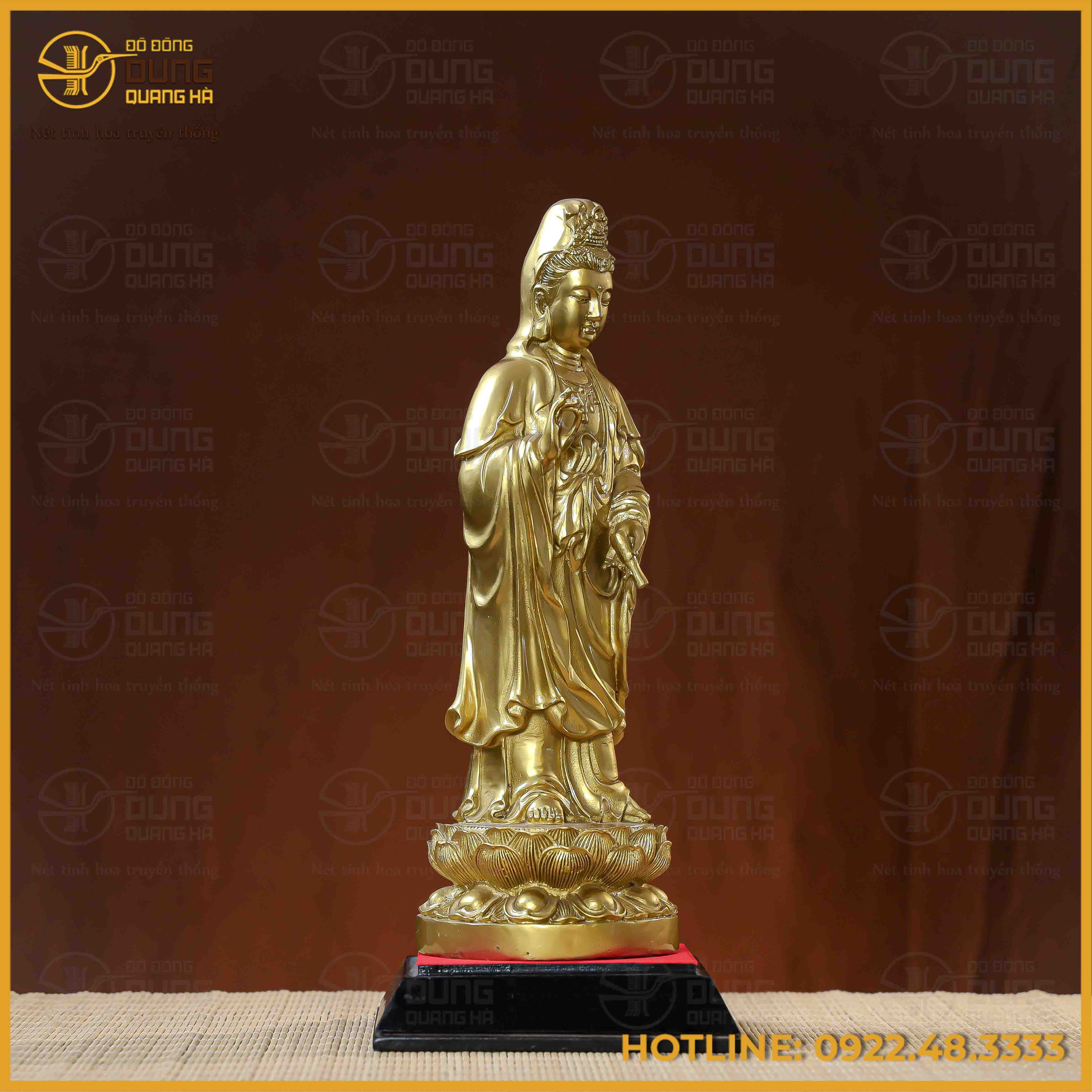 Tượng Phật Quán Thế Âm đồng vàng làm màu cao 36cm ngang 12cm nặng 6kg