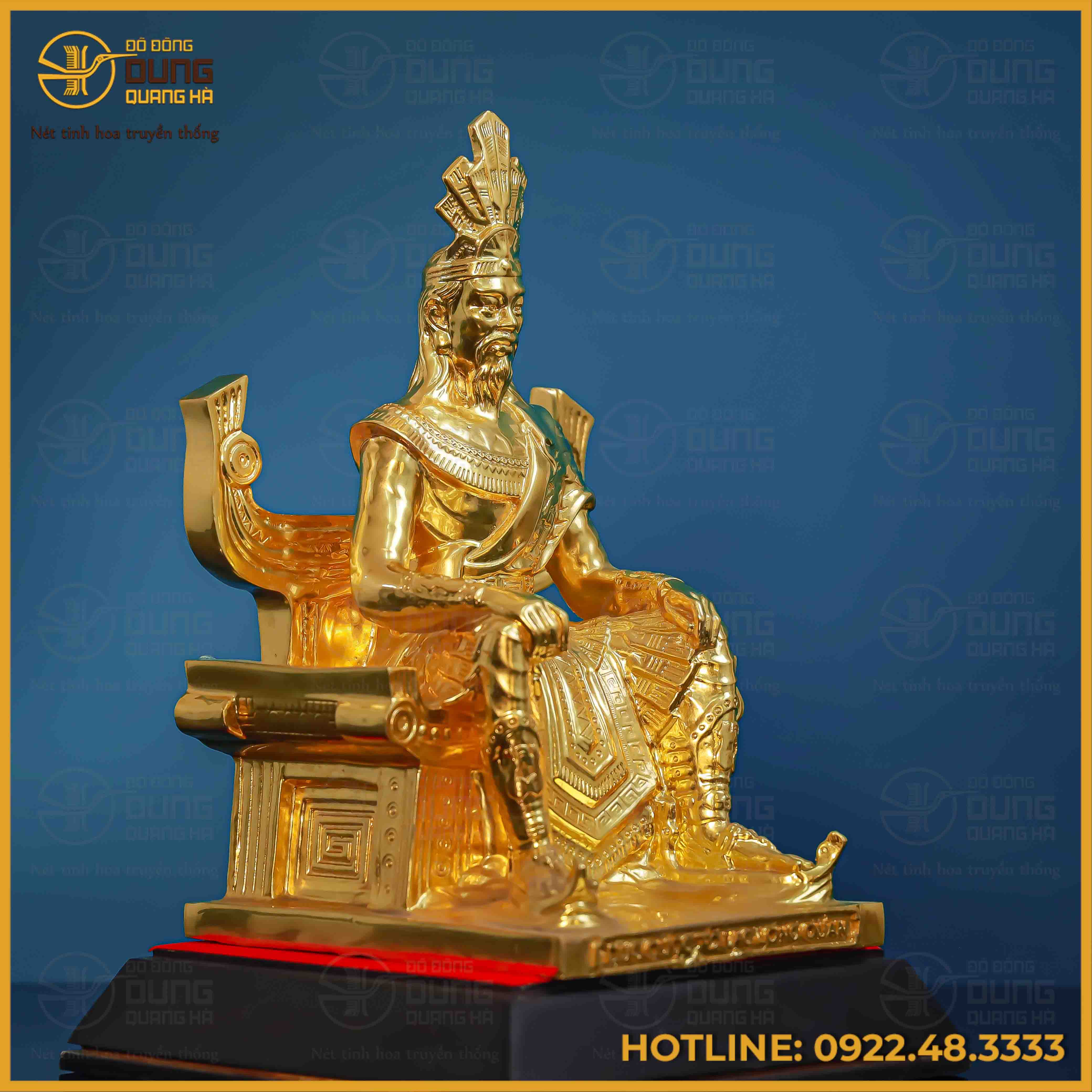 Tượng Vua Hùng đồng vàng dát vàng kích thước 28x15cm