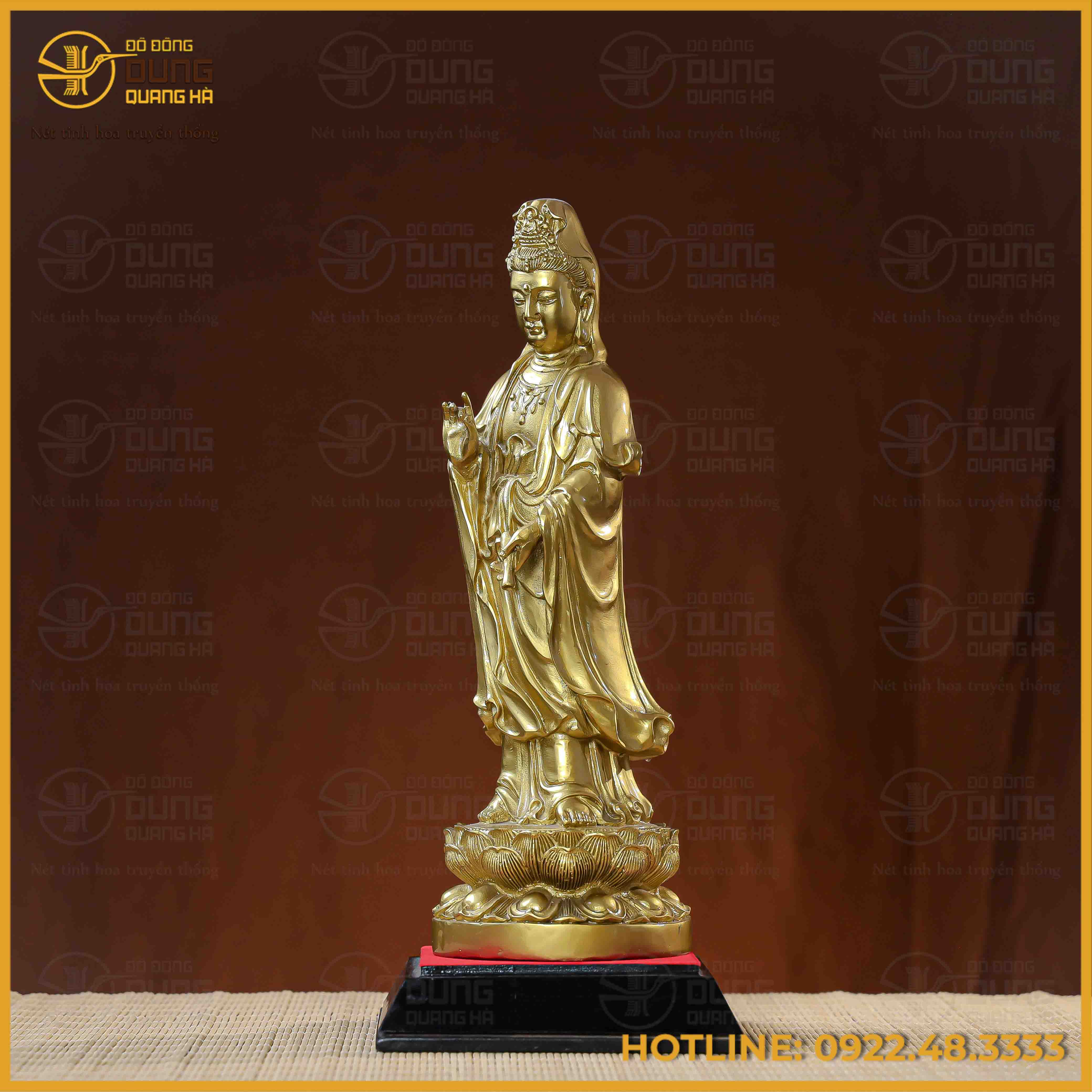 Tượng Phật Quán Thế Âm đồng vàng làm màu cao 36cm ngang 12cm nặng 6kg