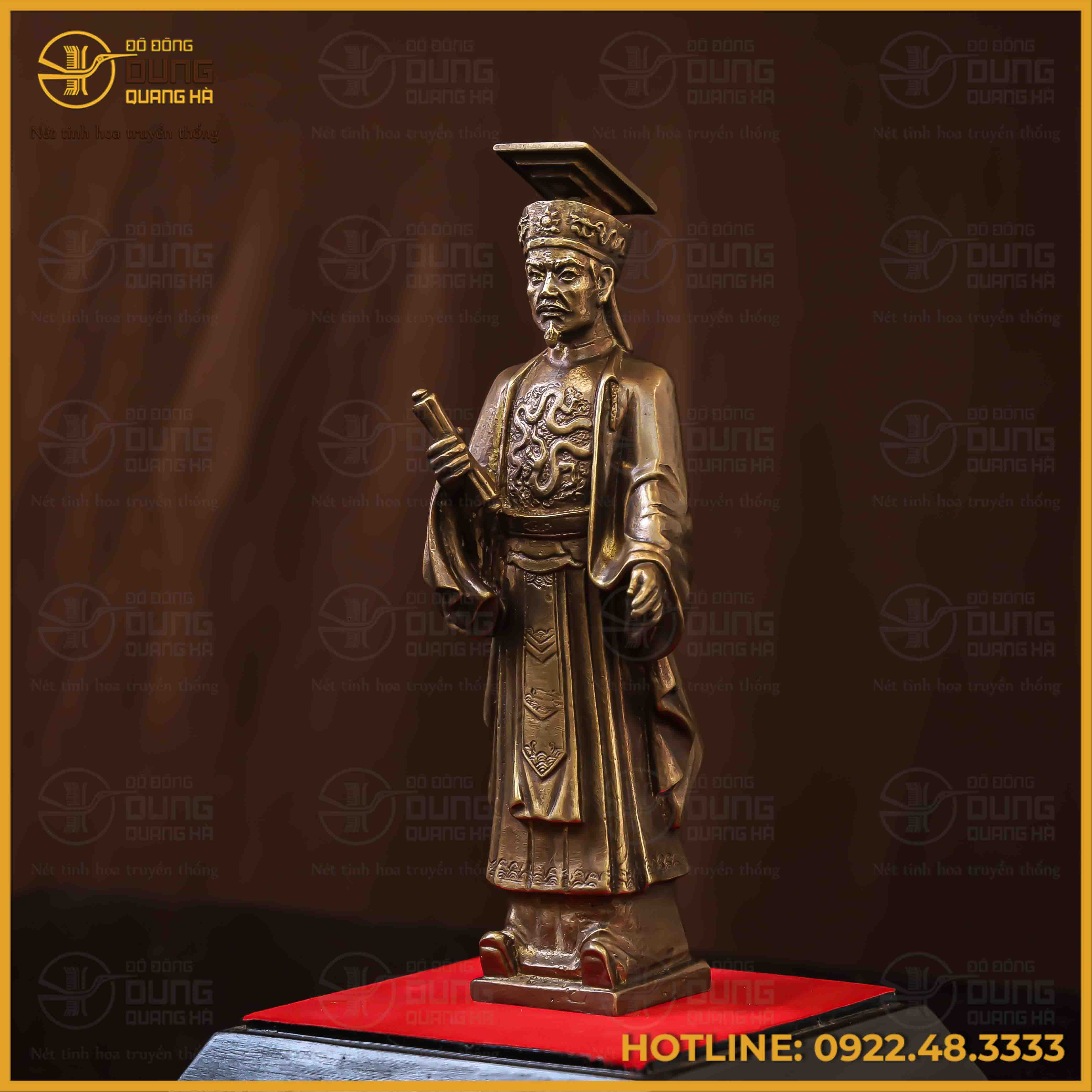 Tượng Lý Thái Tổ đồng vàng làm màu cao 23cm ngang 7cm nặng 1,2kg