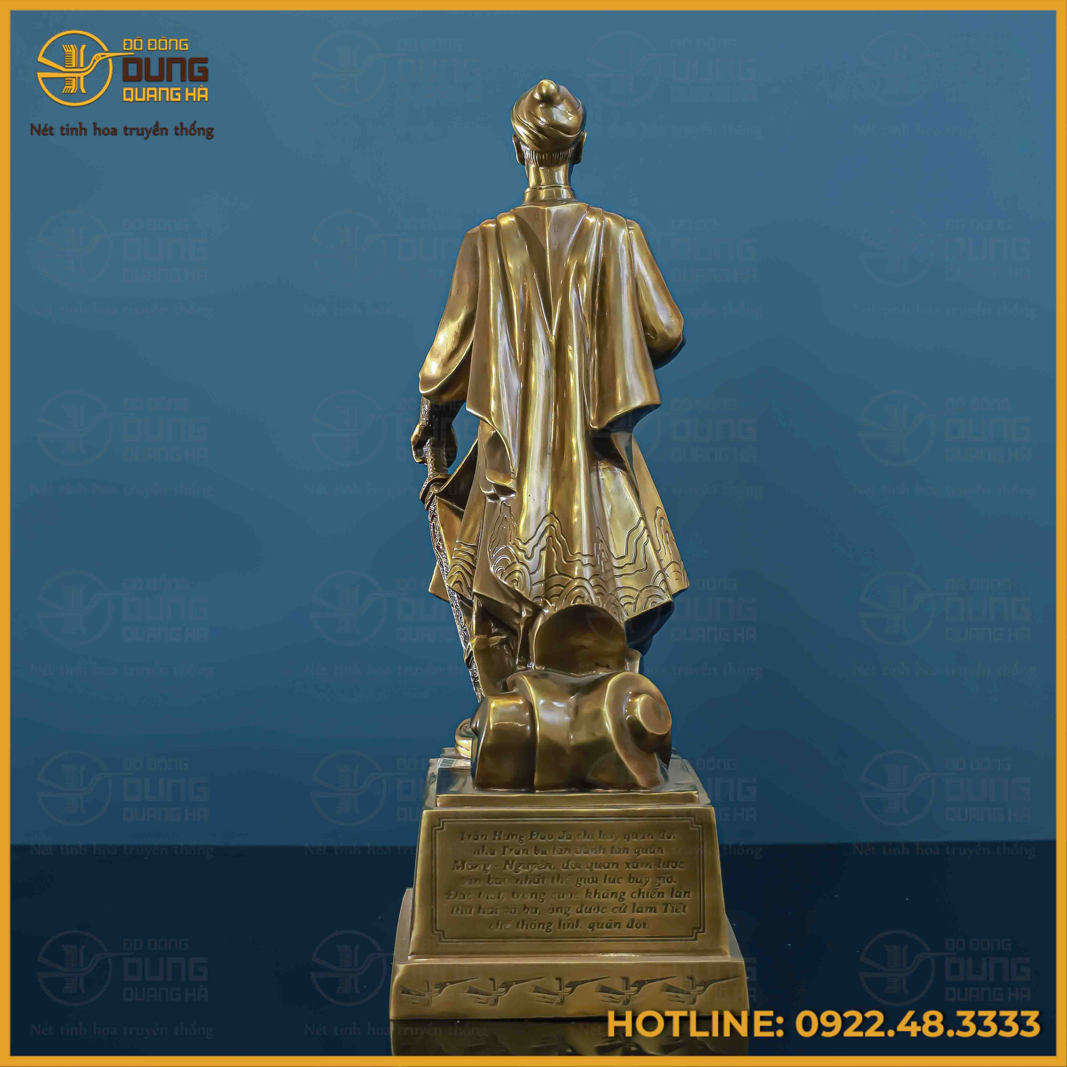 Tượng Trần Hưng Đạo đồng vàng giả cổ kích thước 50x19x21cm