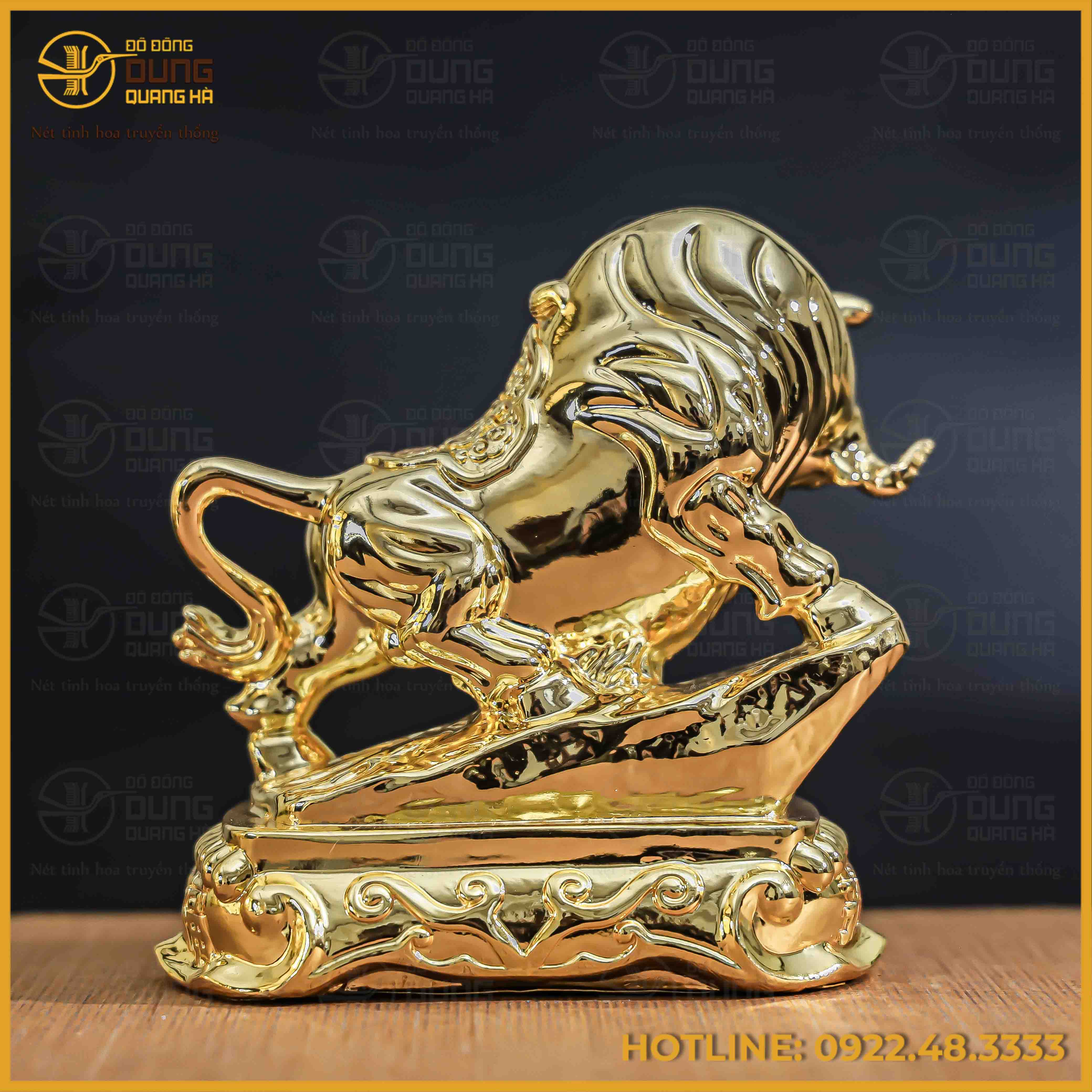 Tượng trâu đồng vàng mạ vàng kích thước 16x13cm nặng 1kg