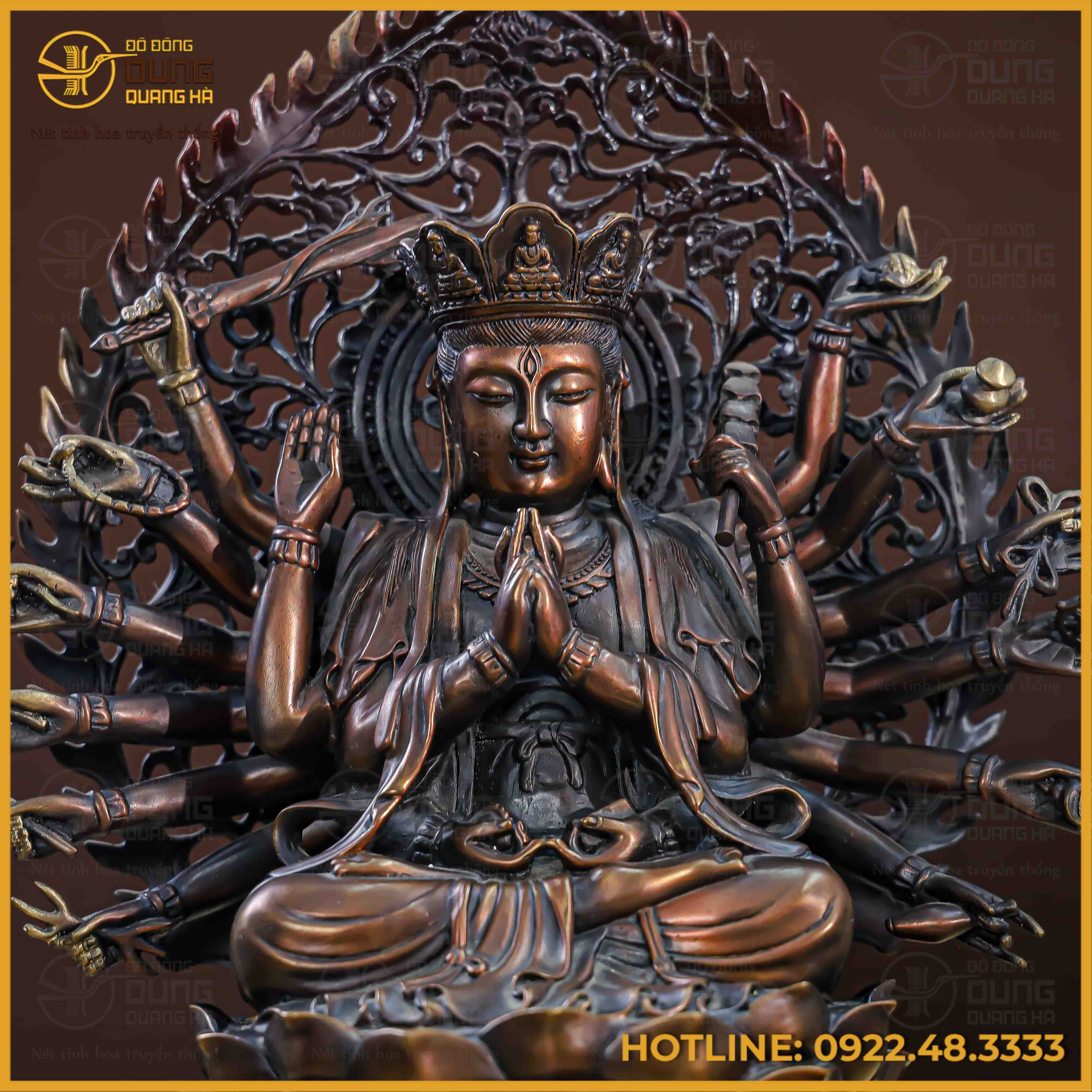 Tượng Phật Chuẩn Đề đồng vàng hun cao 40cm ngang 35cm sâu 20cm