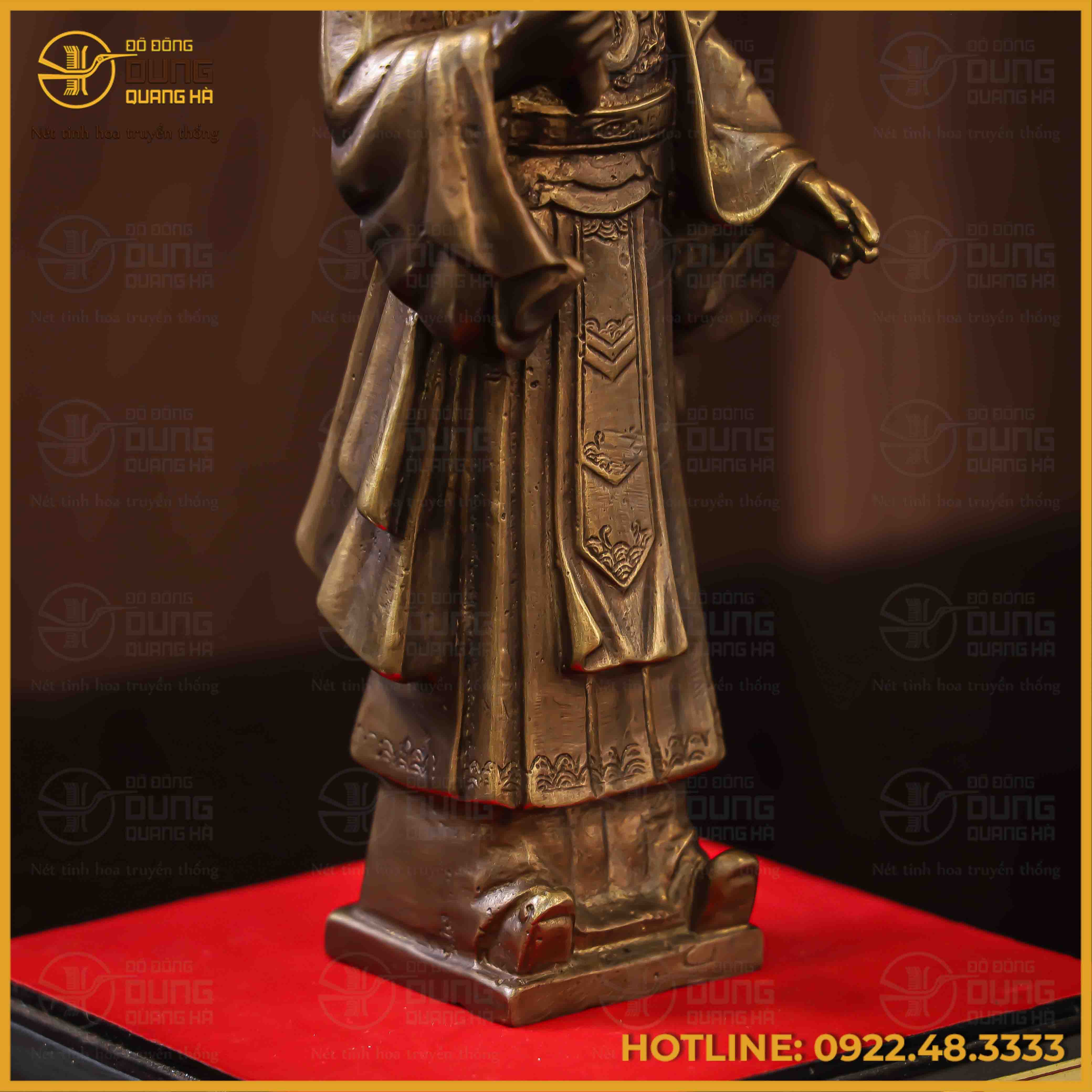 Tượng Lý Thái Tổ đồng vàng làm màu cao 23cm ngang 7cm nặng 1,2kg