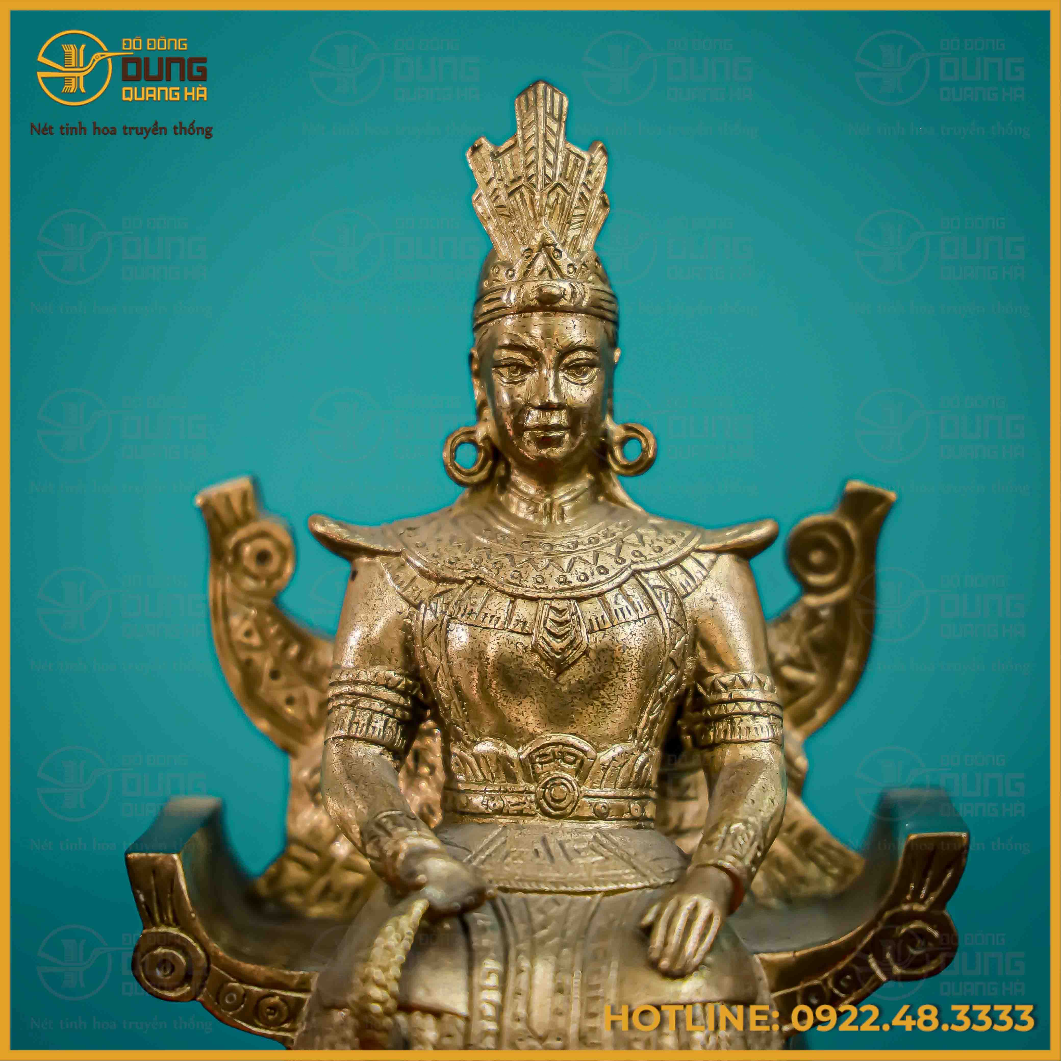 Tượng Âu Cơ đồng vàng giả cổ cao 16cm