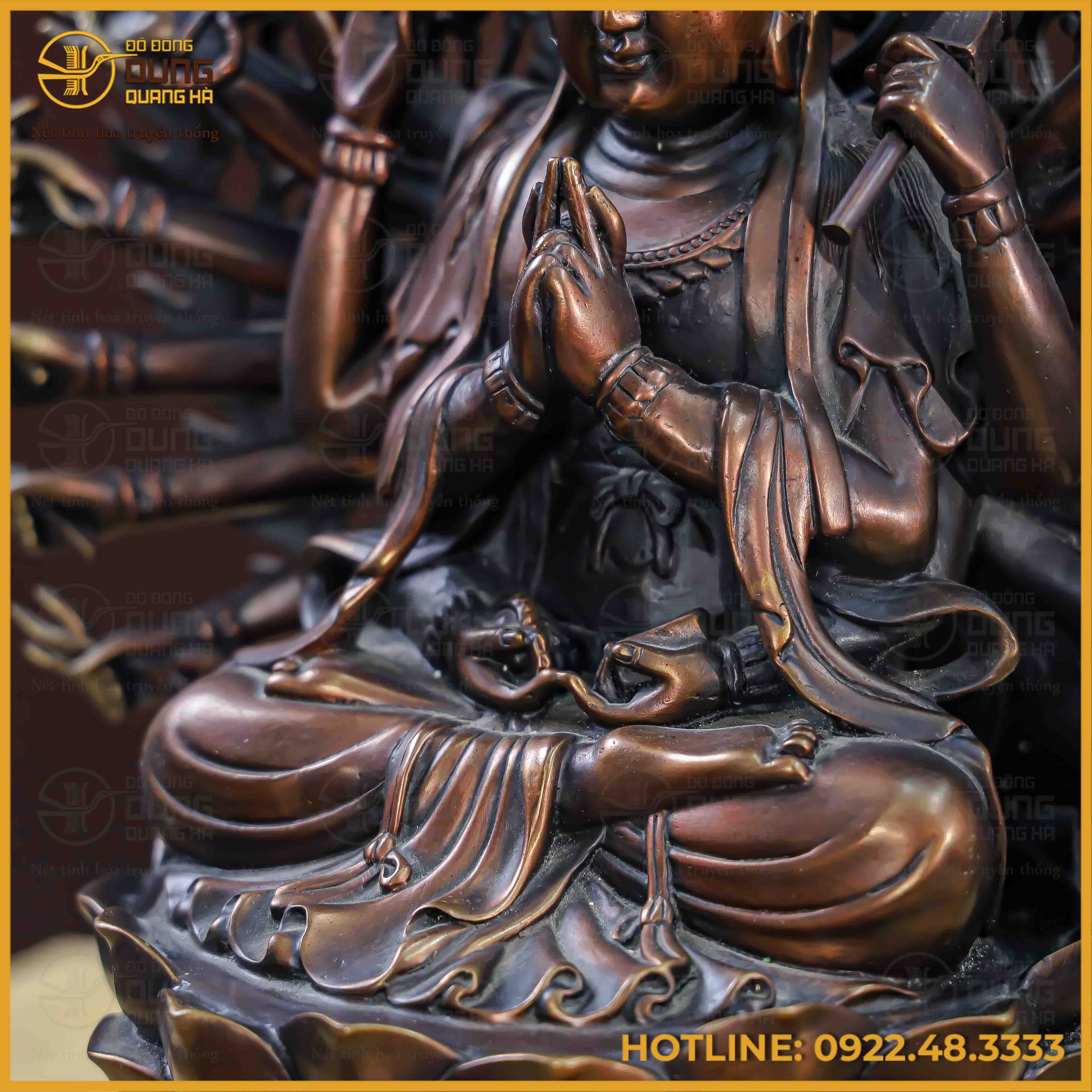 Tượng Phật Chuẩn Đề đồng vàng hun cao 40cm ngang 35cm sâu 20cm