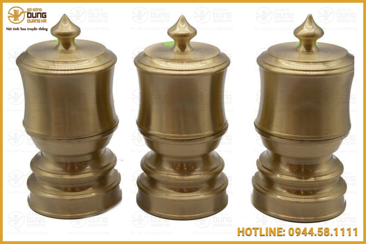 Đài thờ bằng đồng