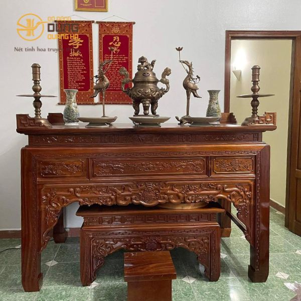 Bàn giao bộ đồ thờ 60 đồng đỏ cho khách tại Hà Nội