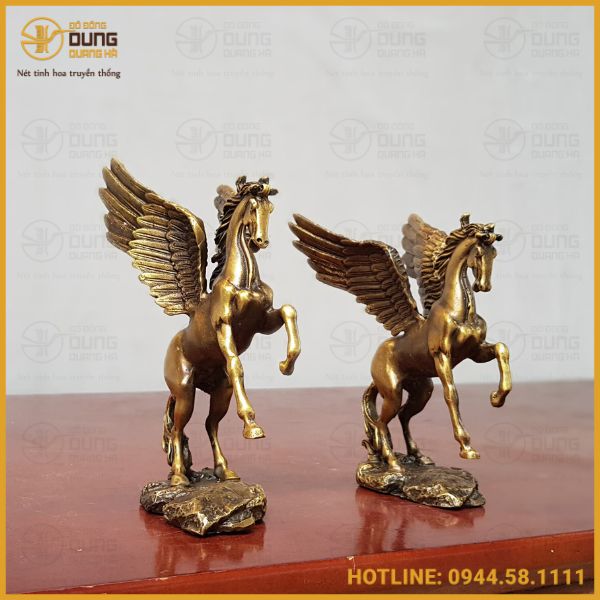 Giải Đáp: Thờ 2 con ngựa có ý nghĩa gì?