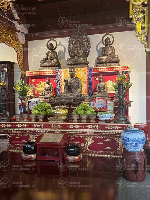 Thượng tọa Thích Minh Hiền - Trụ Trì chùa Hương- Phó trưởng ban VHTW, Giáo hội phật giáo Việt Nam