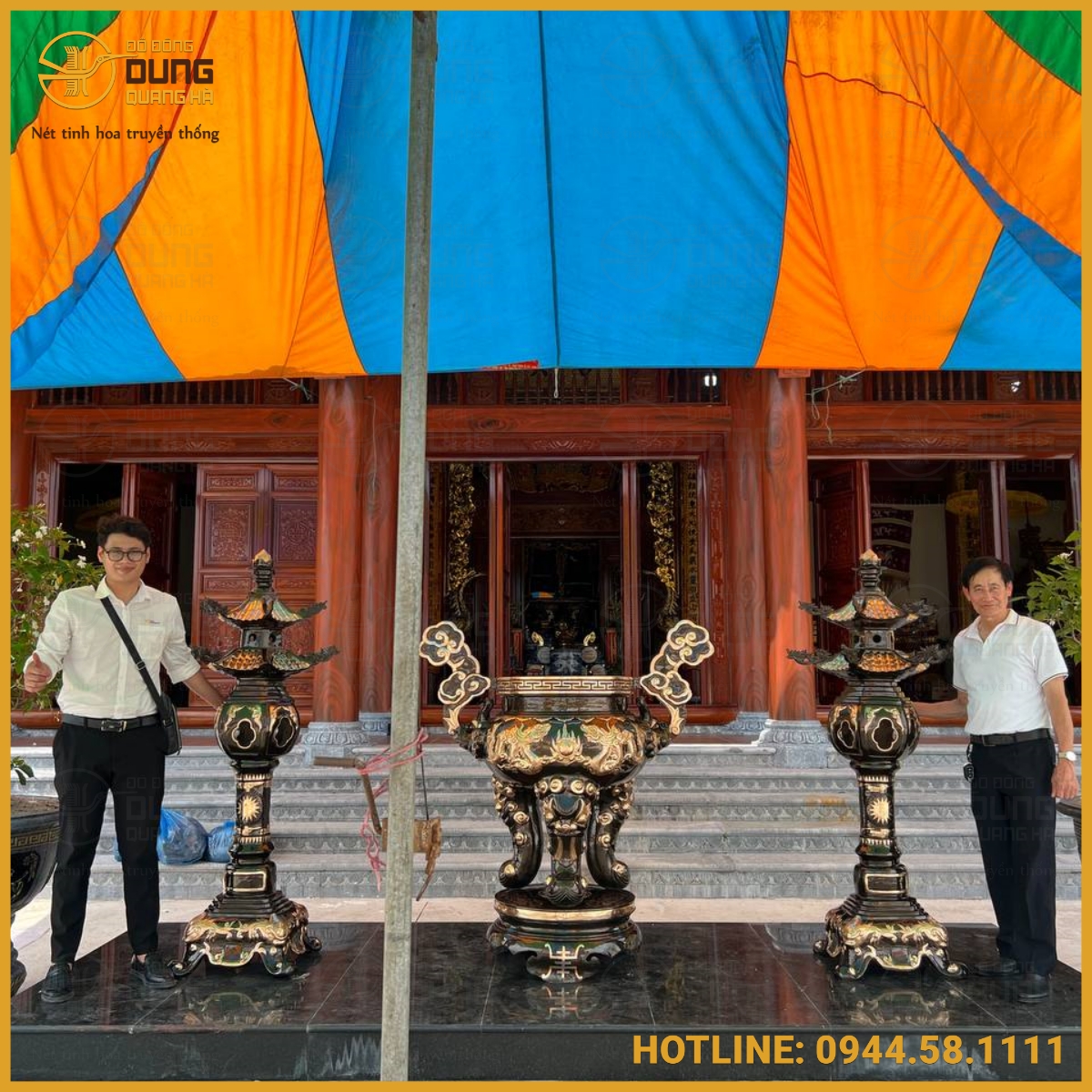 Lư hương đồng và đôi đèn thờ