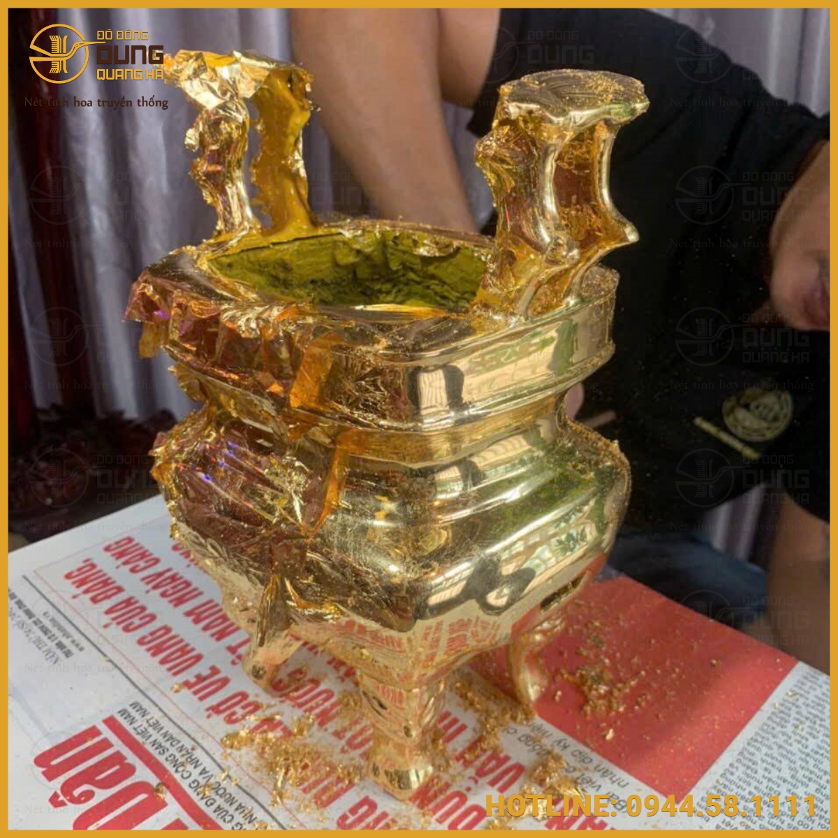 Lư đồng dát vàng